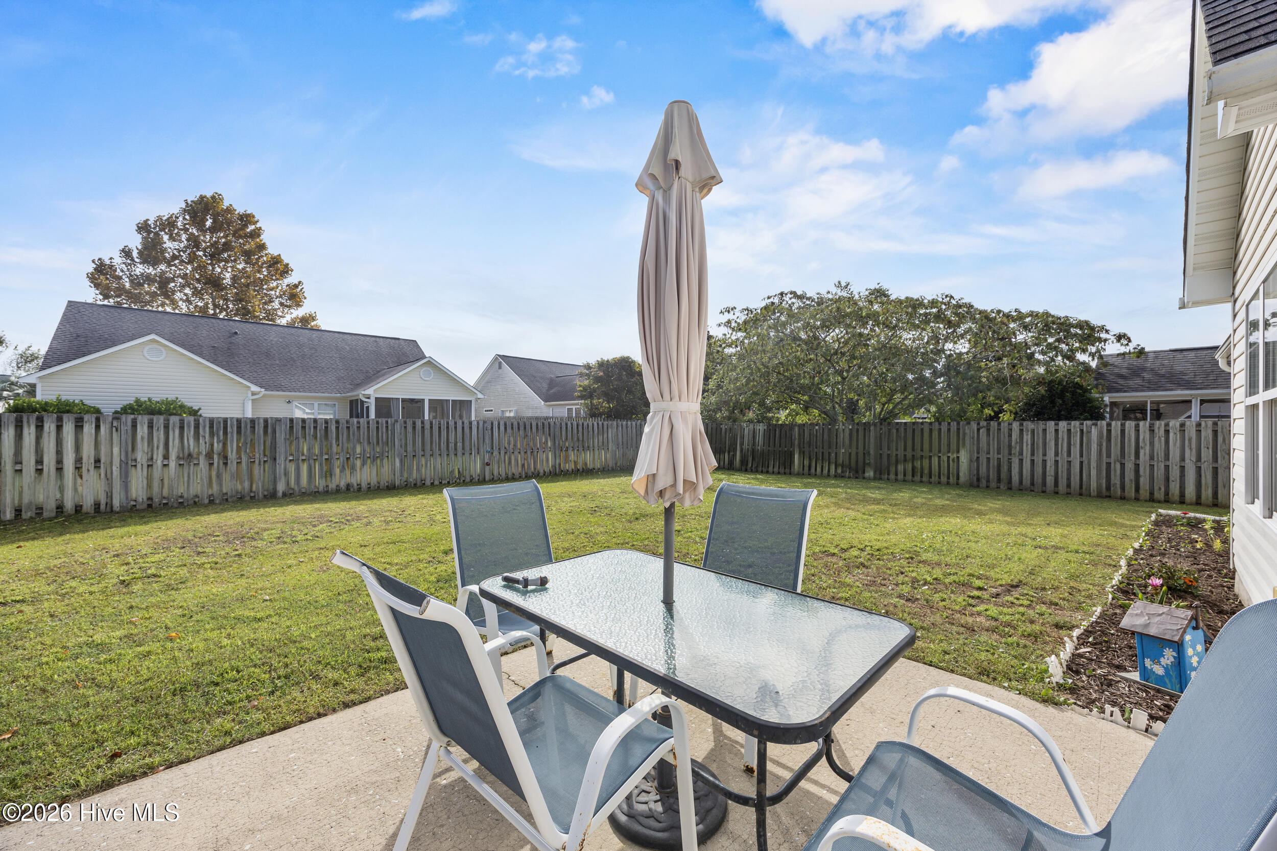 Photo 4 of Single family home for sale at 6337 Branford Rd, Wilmington, NC 28412 | MLS# 100609169 | Listing updated on 2026-10-09