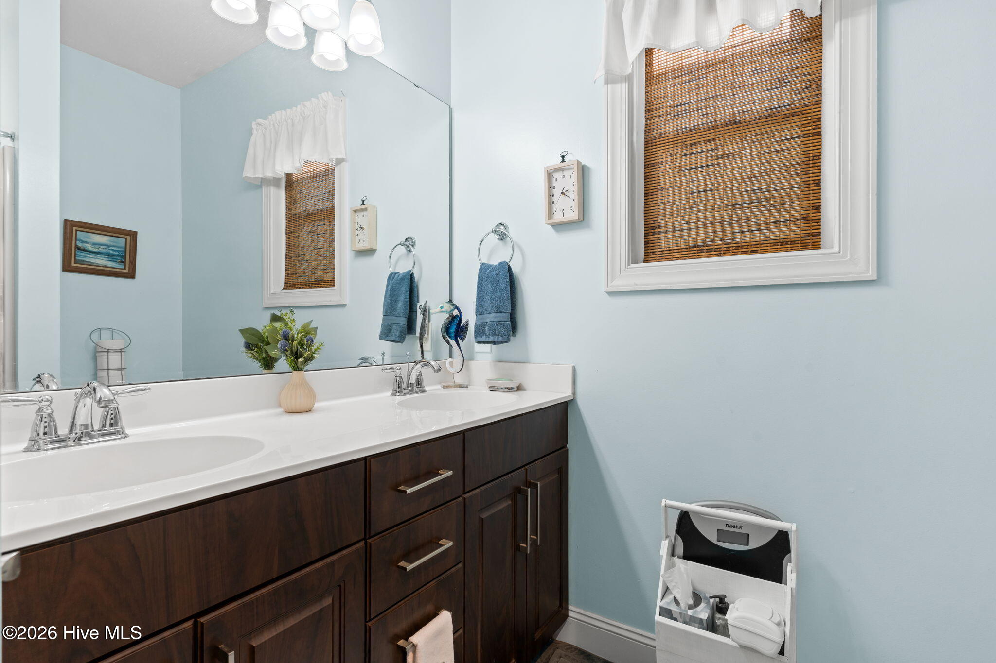 100546382 | Photo 23