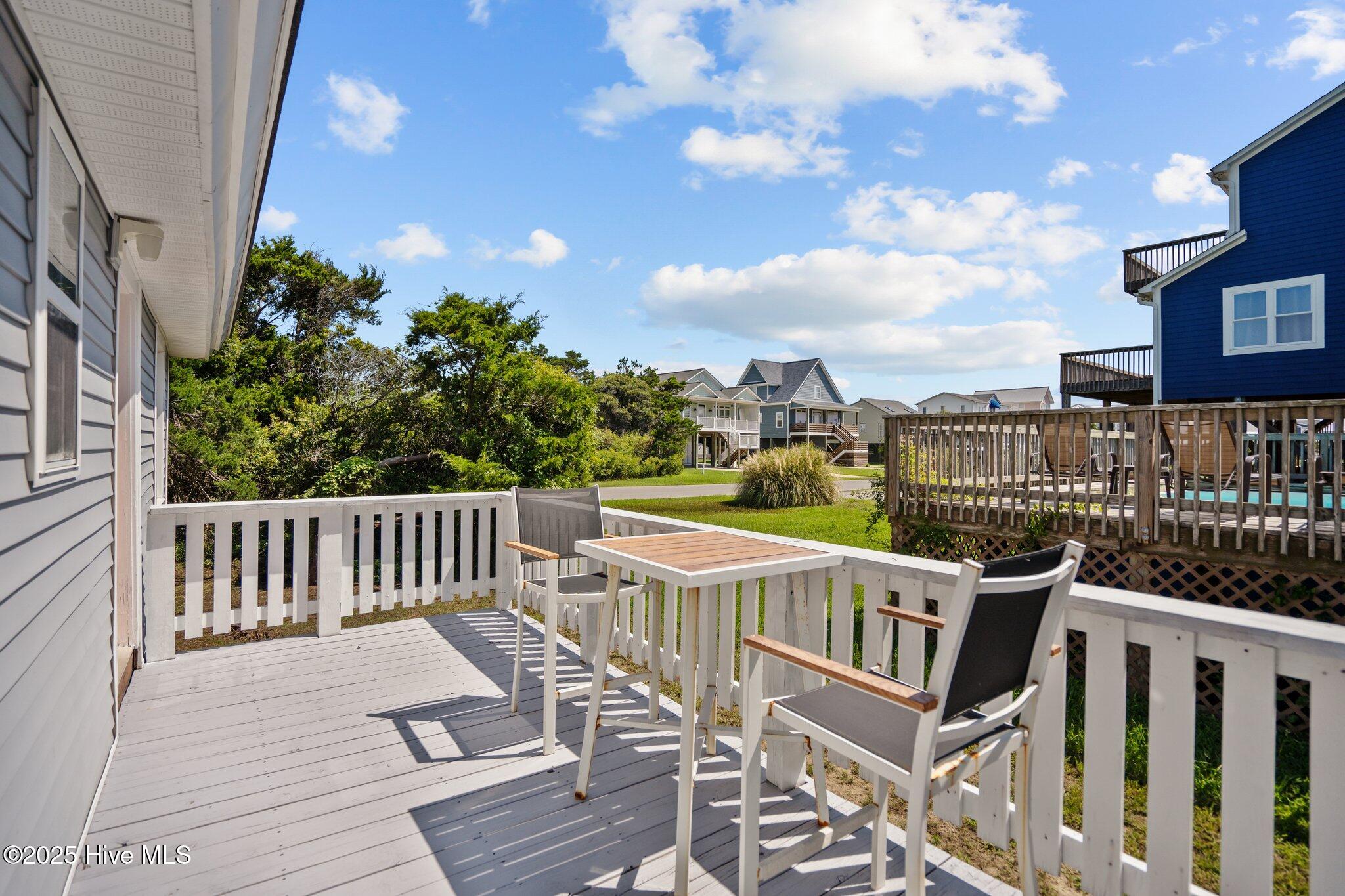 100537194 | Photo 154