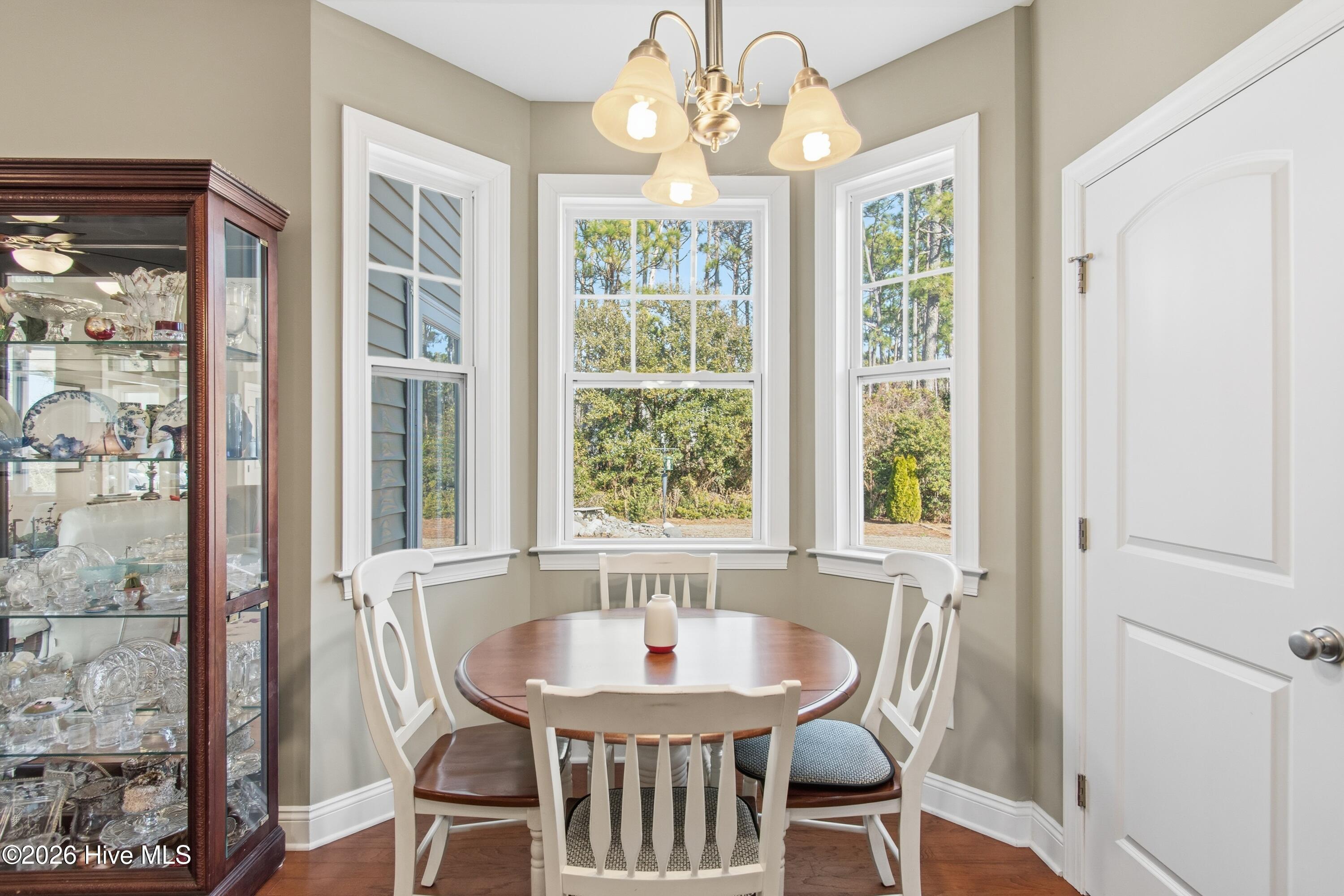 100547718 | Photo 14