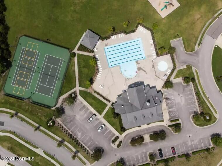 100544338 | Photo 36