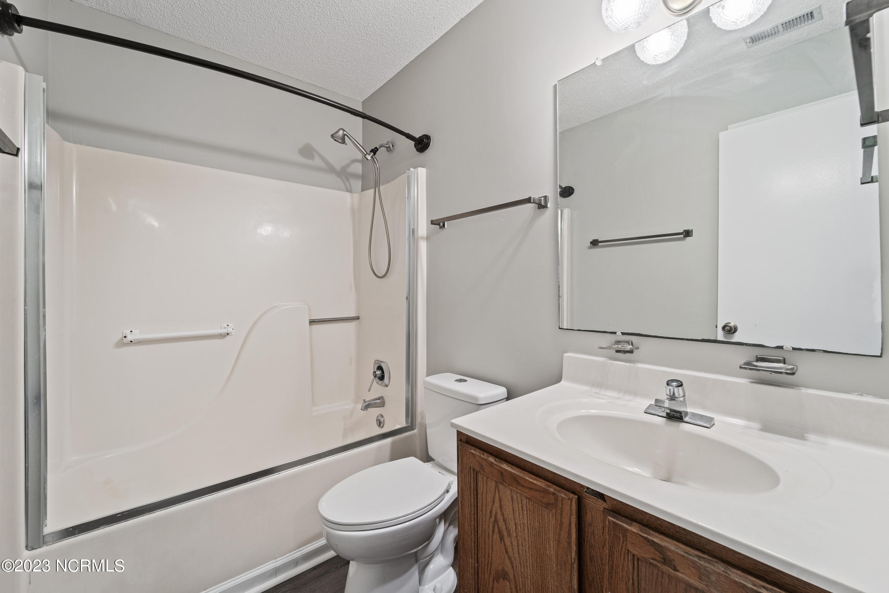 2666 Idlebrook Circle,Midway Park