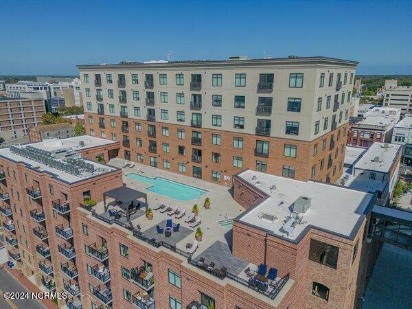 14 Grace Street 920, Wilmington, NC 28401 – photo 2: River Place Pool Deck