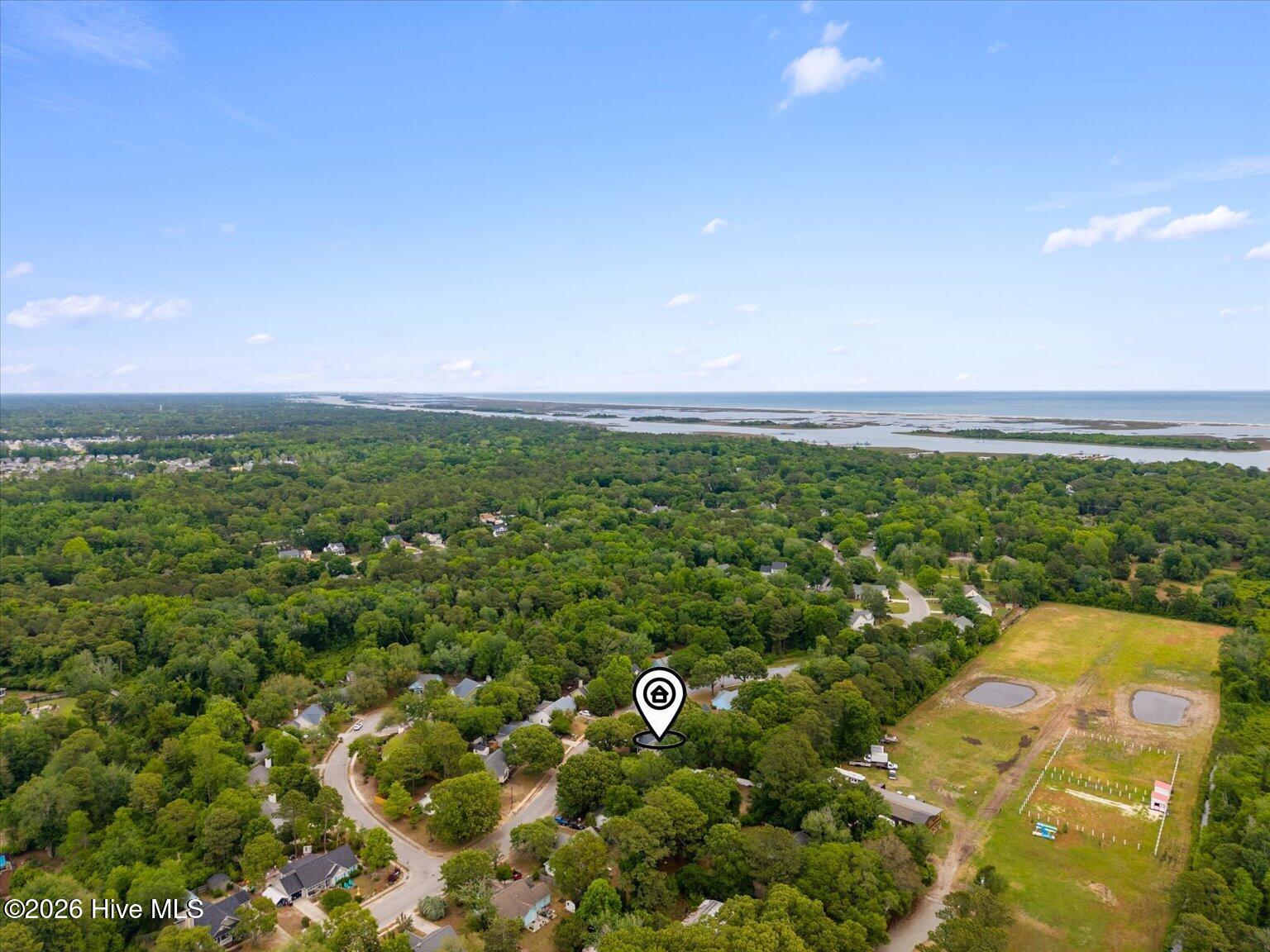 100570357 | Photo 42