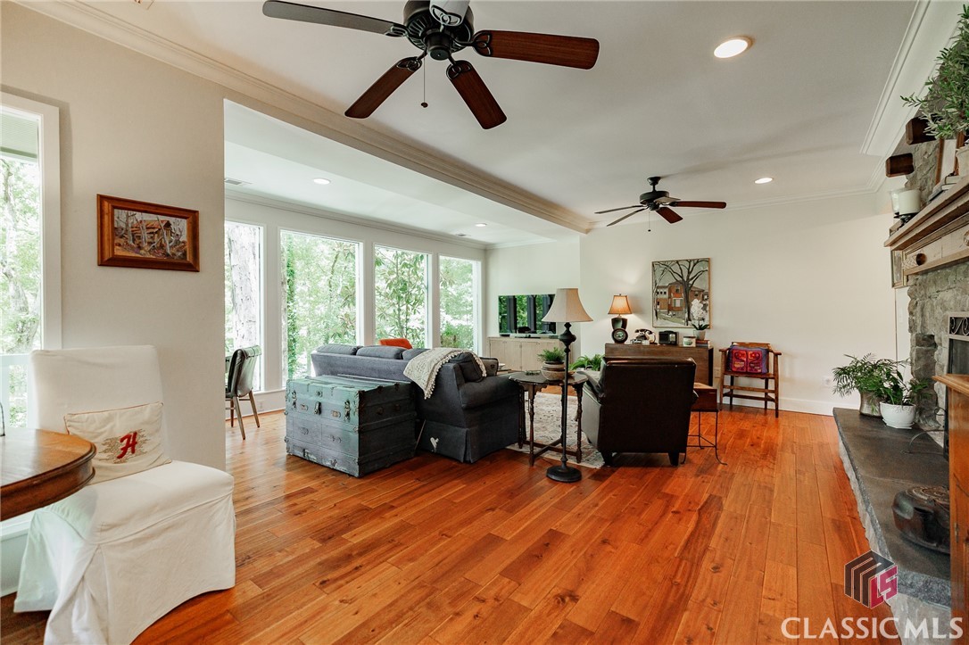 210 Riverview Road