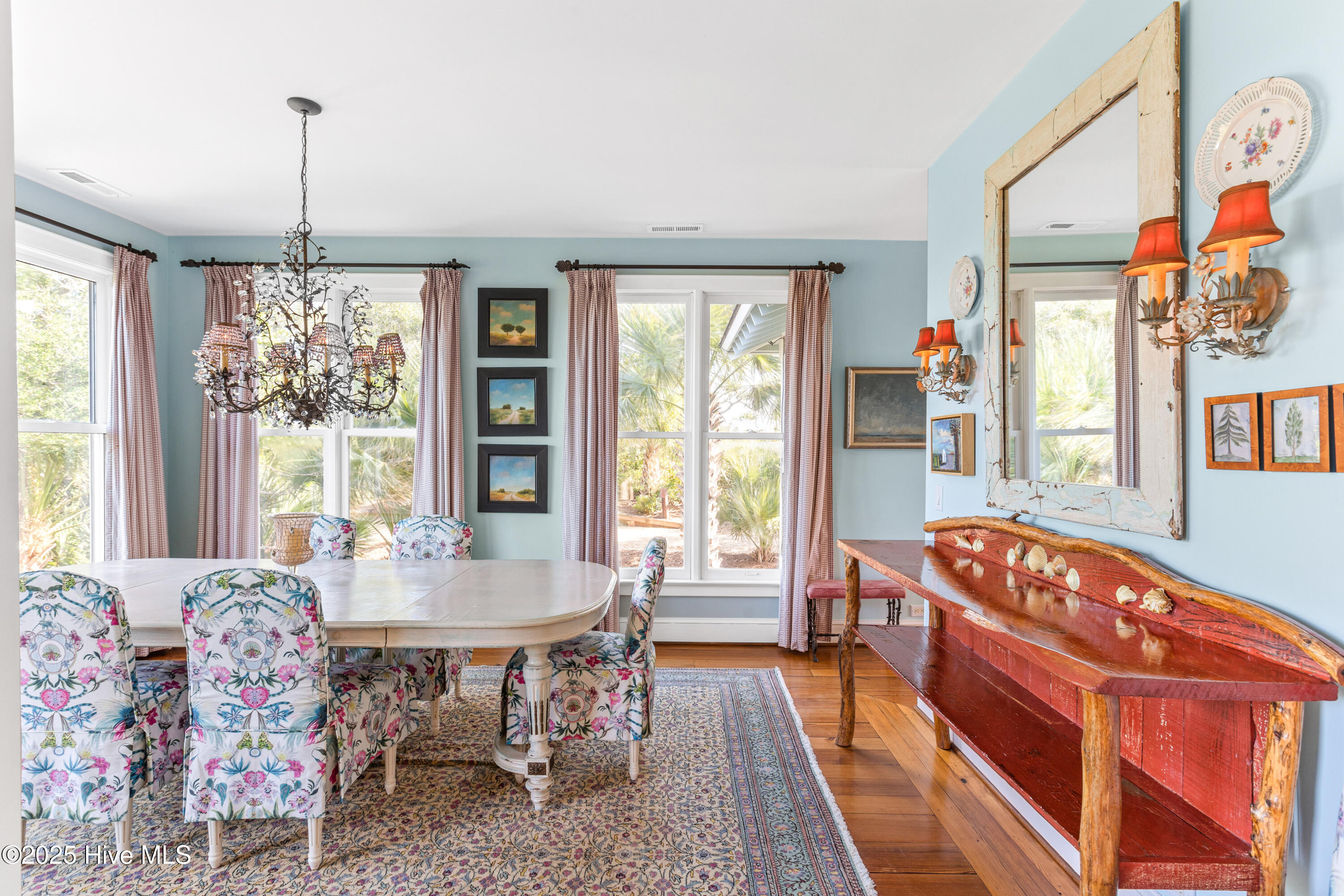 100531454 | Photo 14