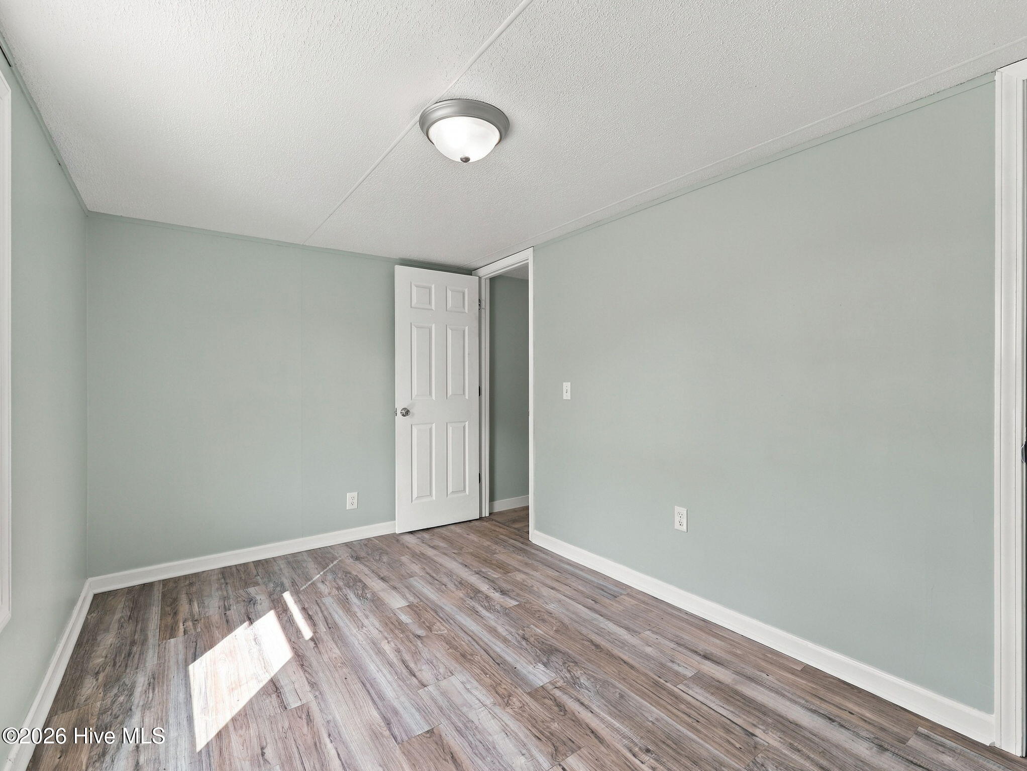 322 N Winchester Lane,Hubert