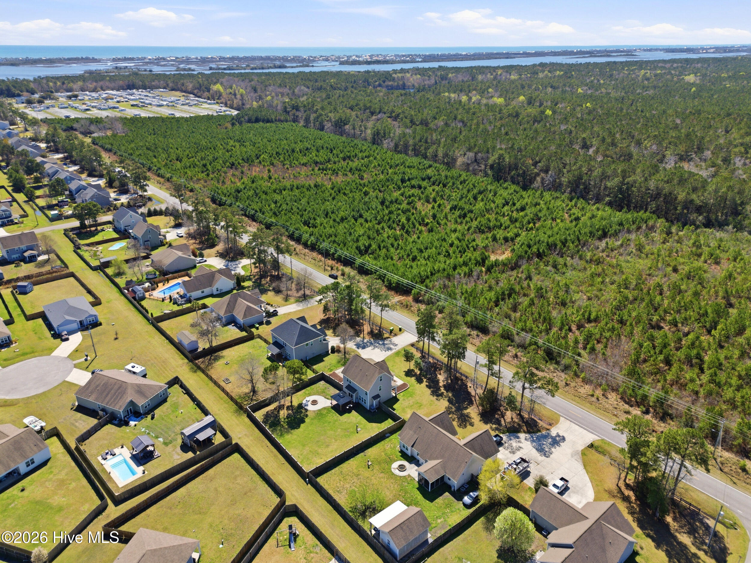 100561174 | Photo 64