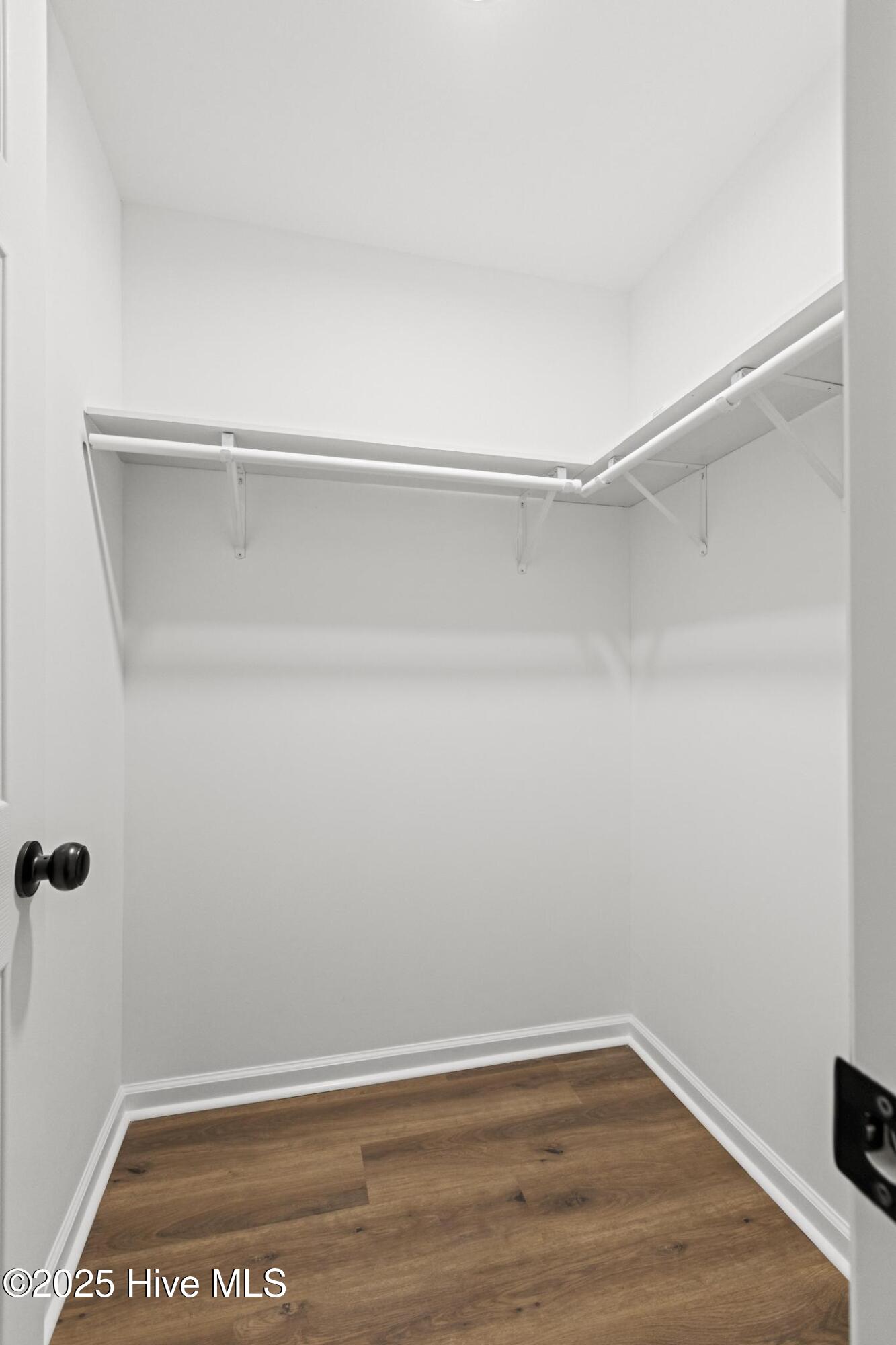 100541728 | Photo 26