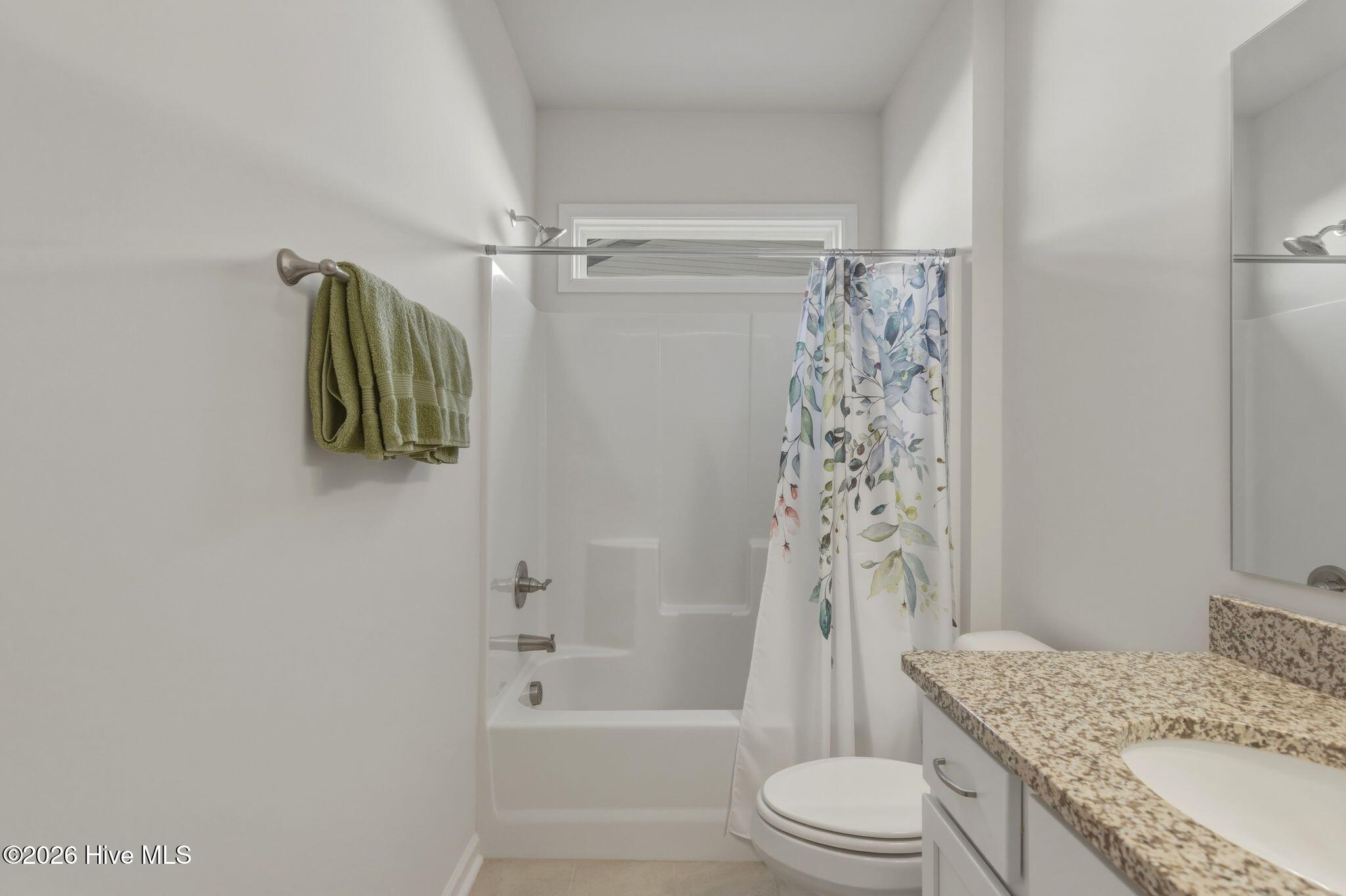 100563254 | Photo 48