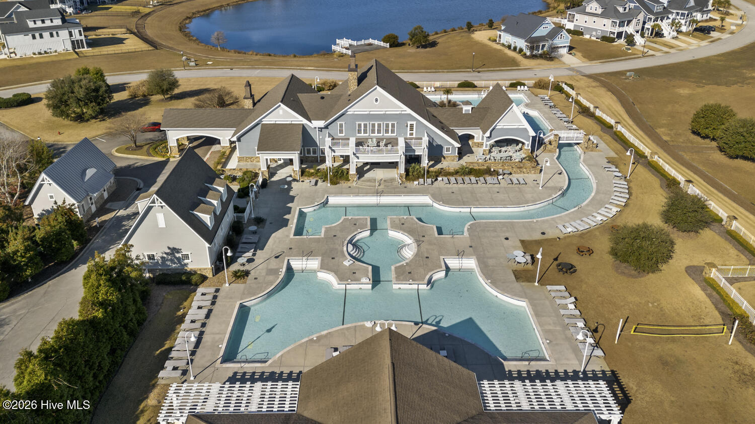 100557738 | Photo 65