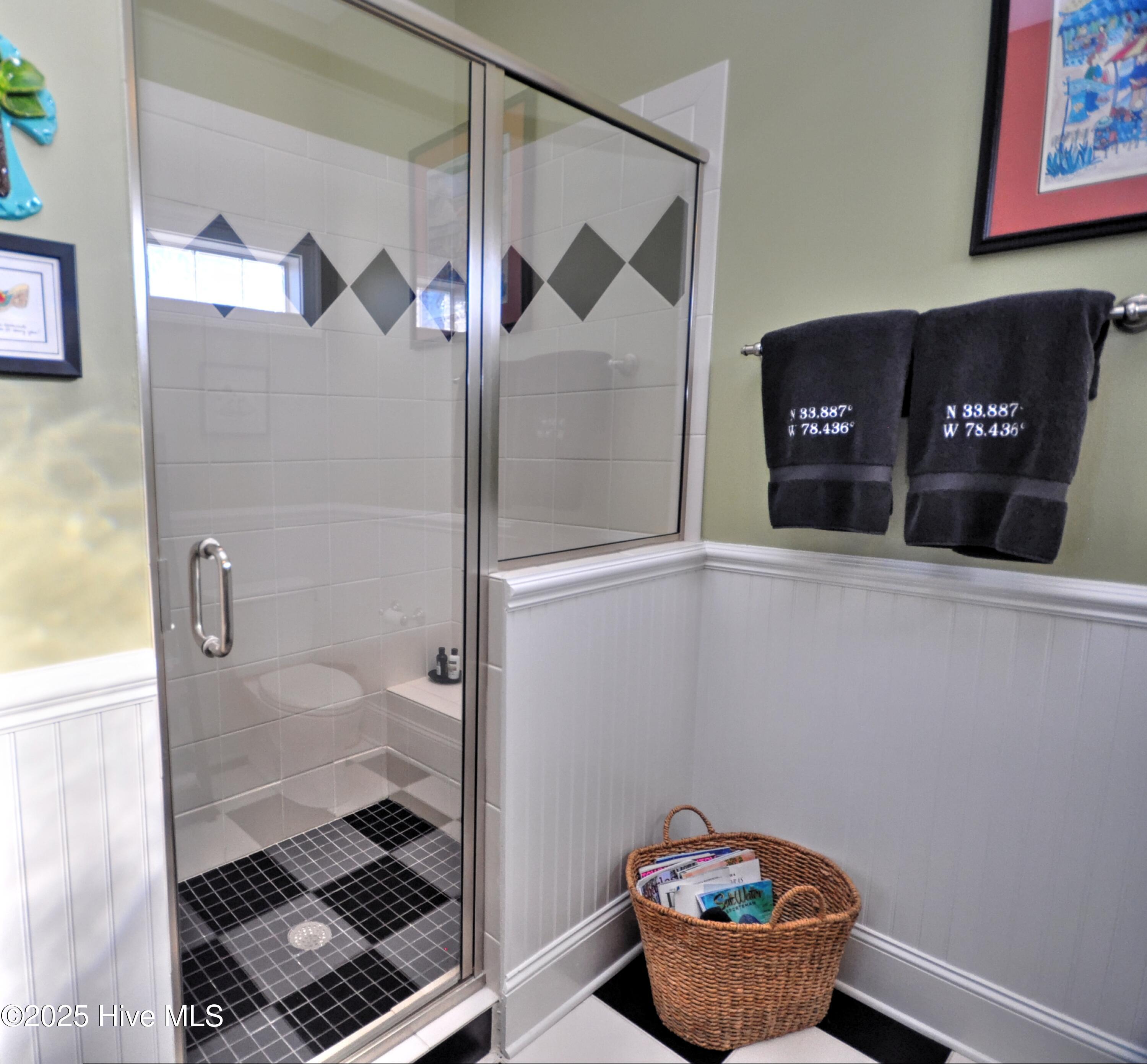 100537753 | Photo 26