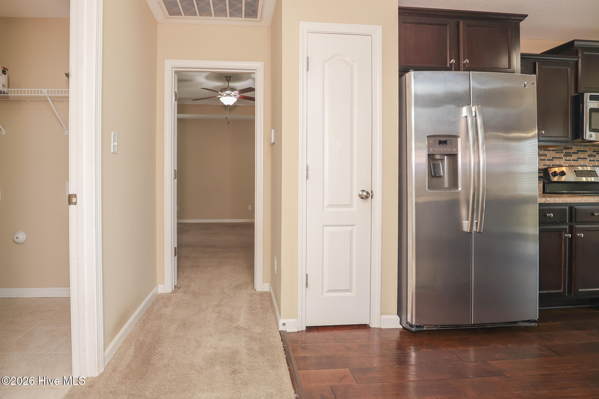 100562505 | Photo 15