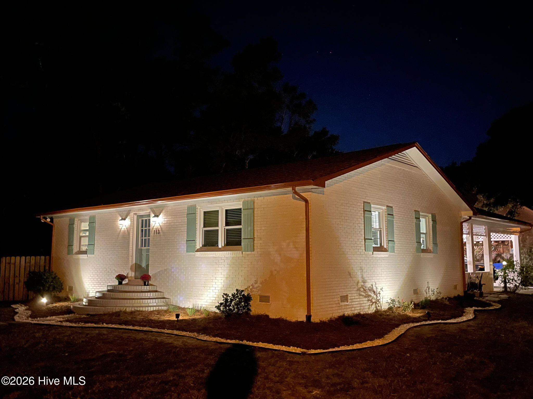 100551214 | Photo 21