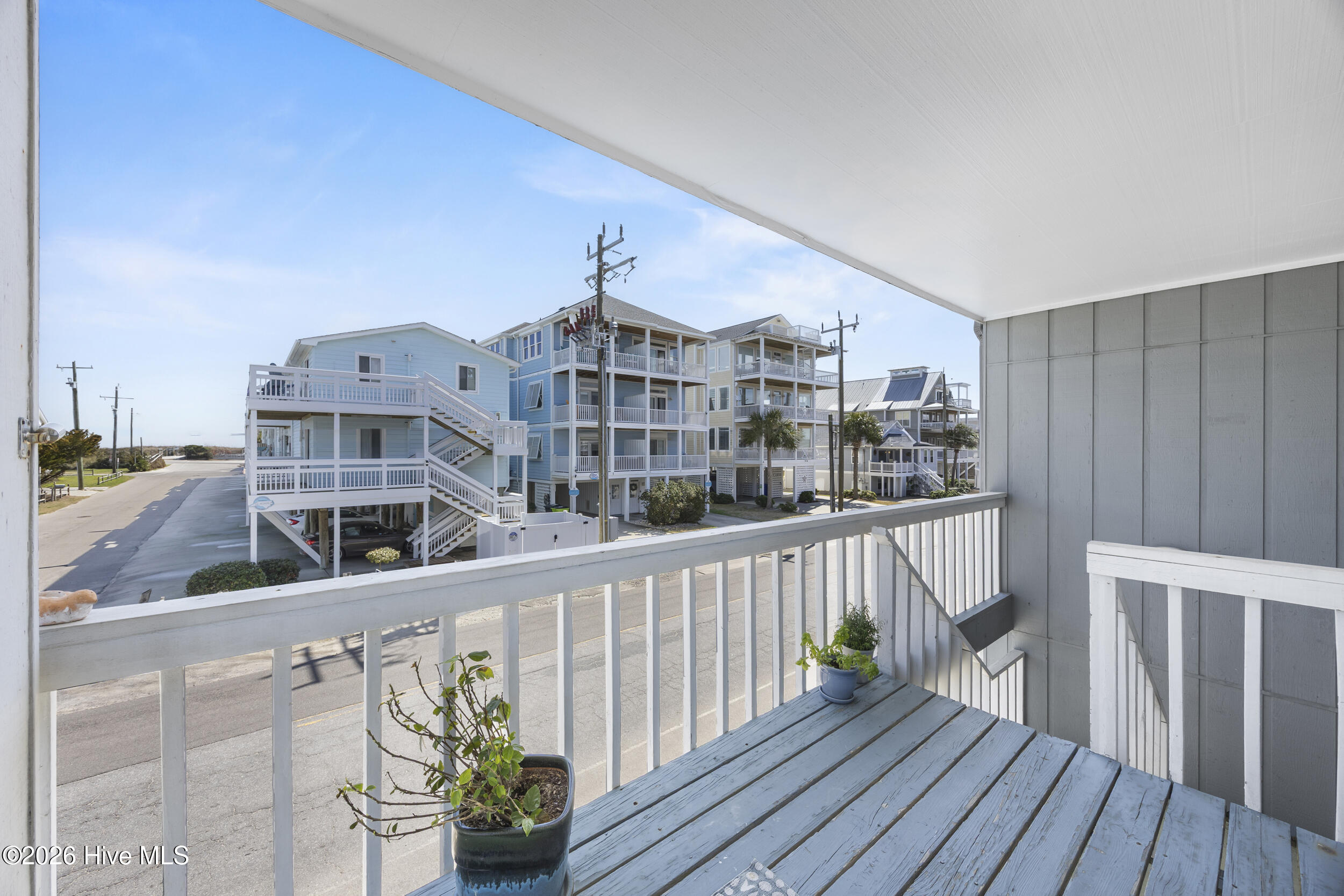 100559474 | Photo 19