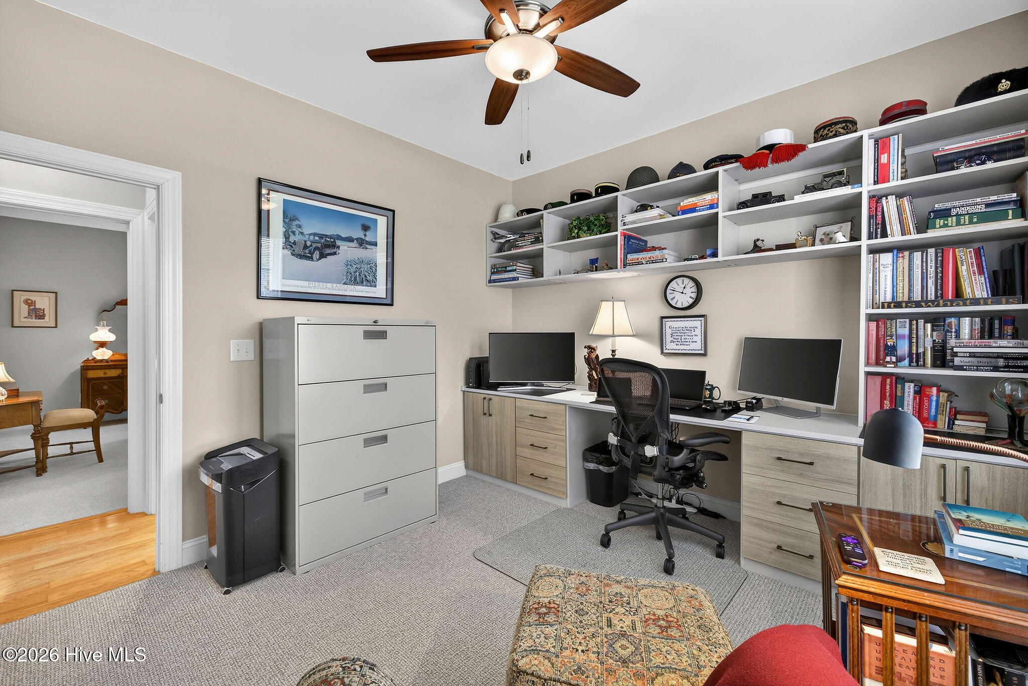 100565648 | Photo 28