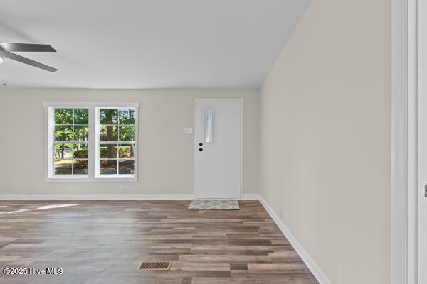 100535118 | Photo 12