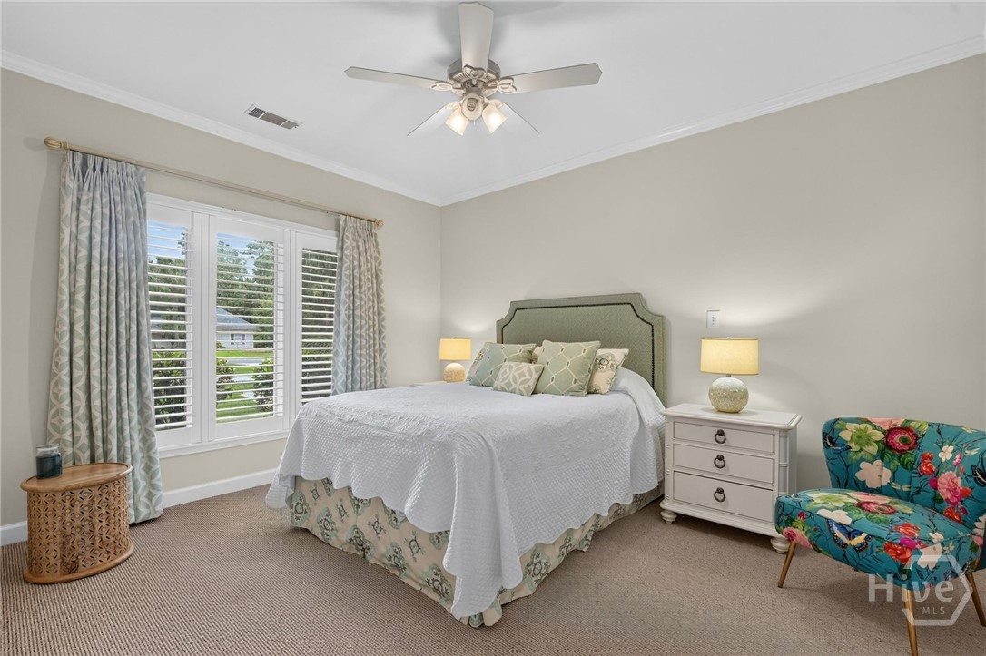 Guest bedroom
