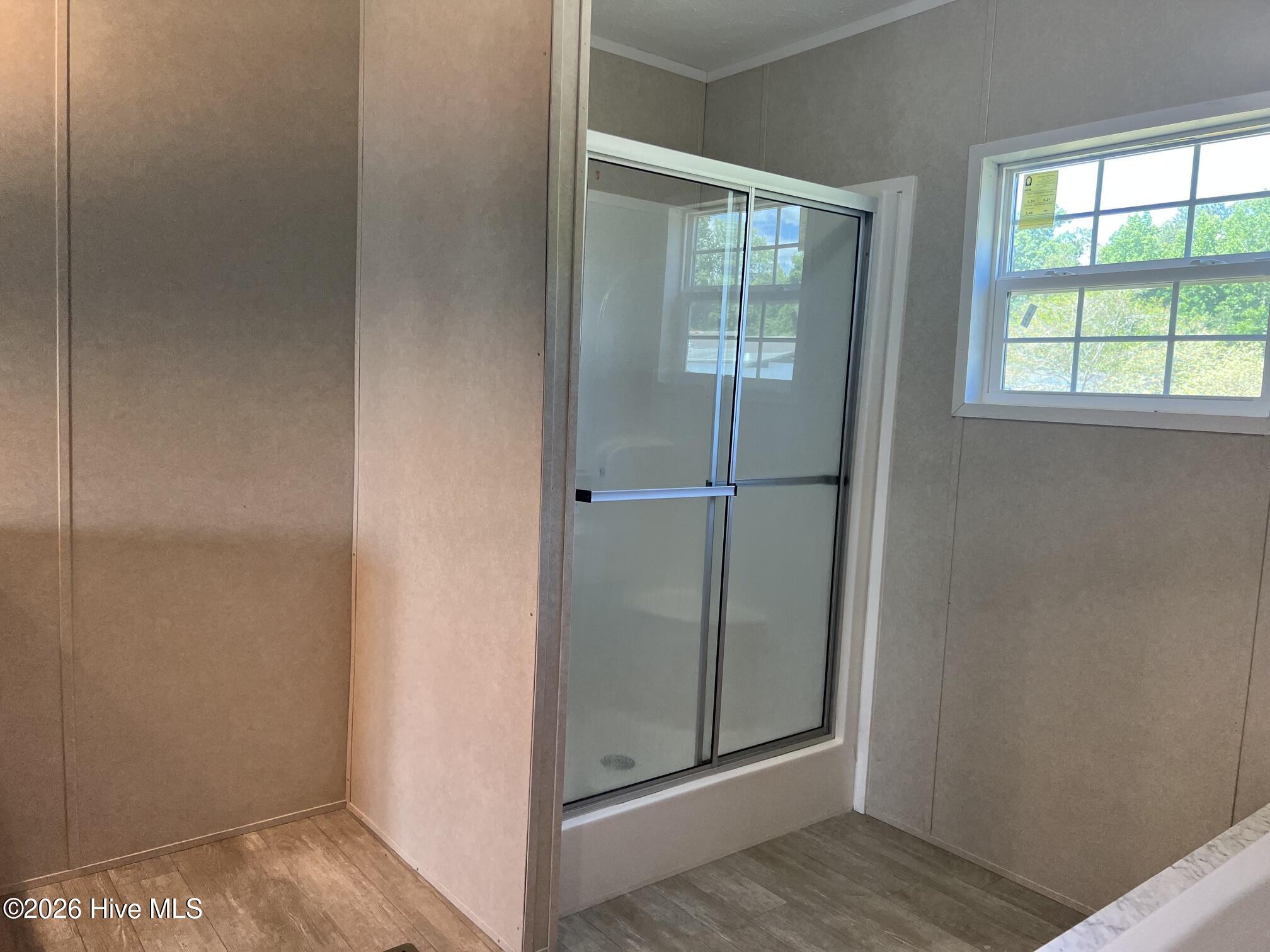 Master Bath Full Size Separate Shower