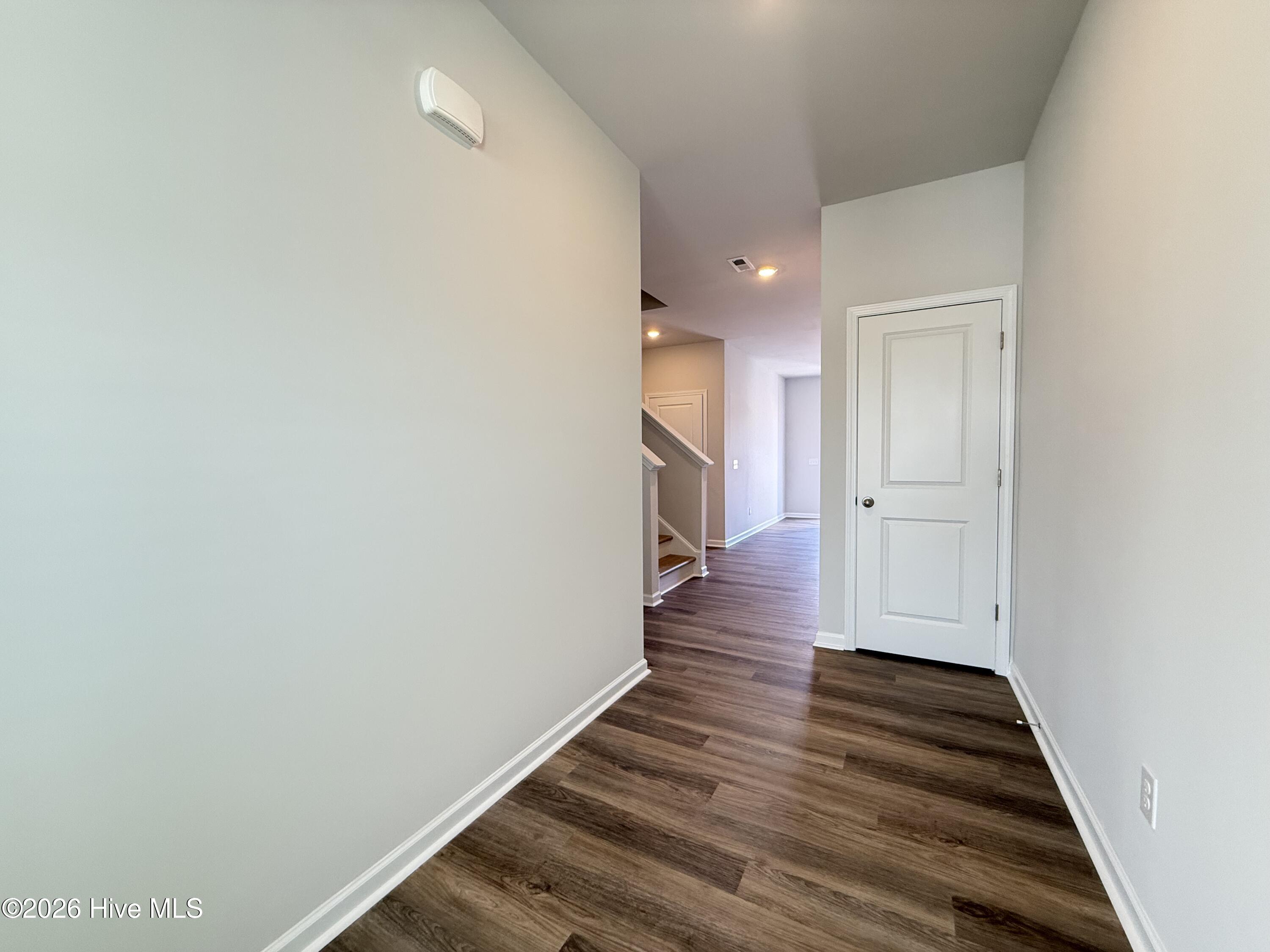 100546589 | Photo 27