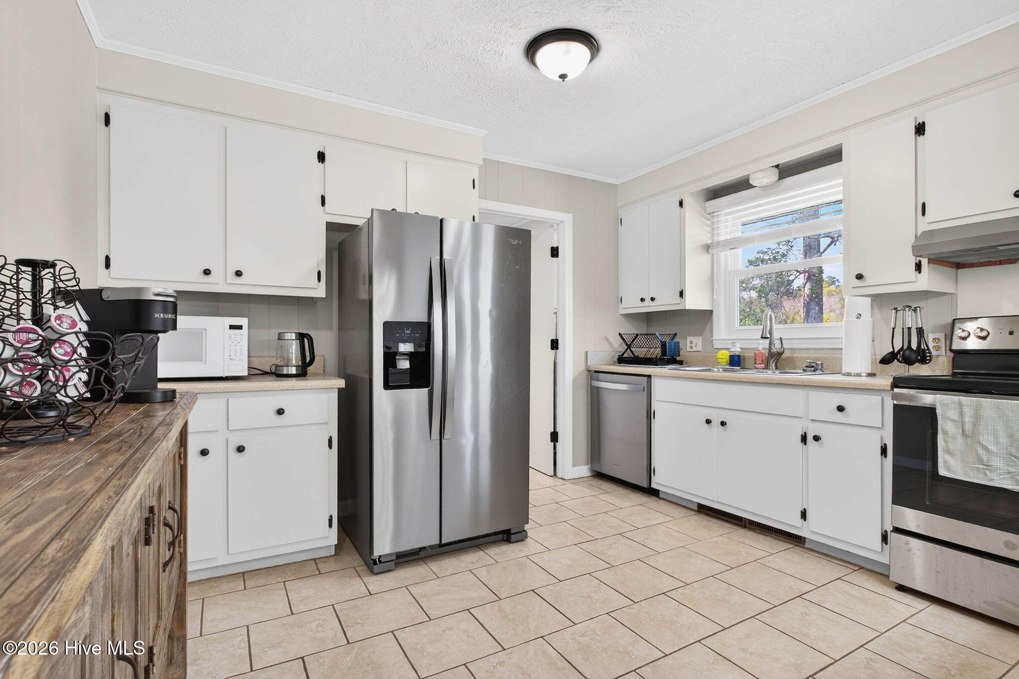 100563567 | Photo 11