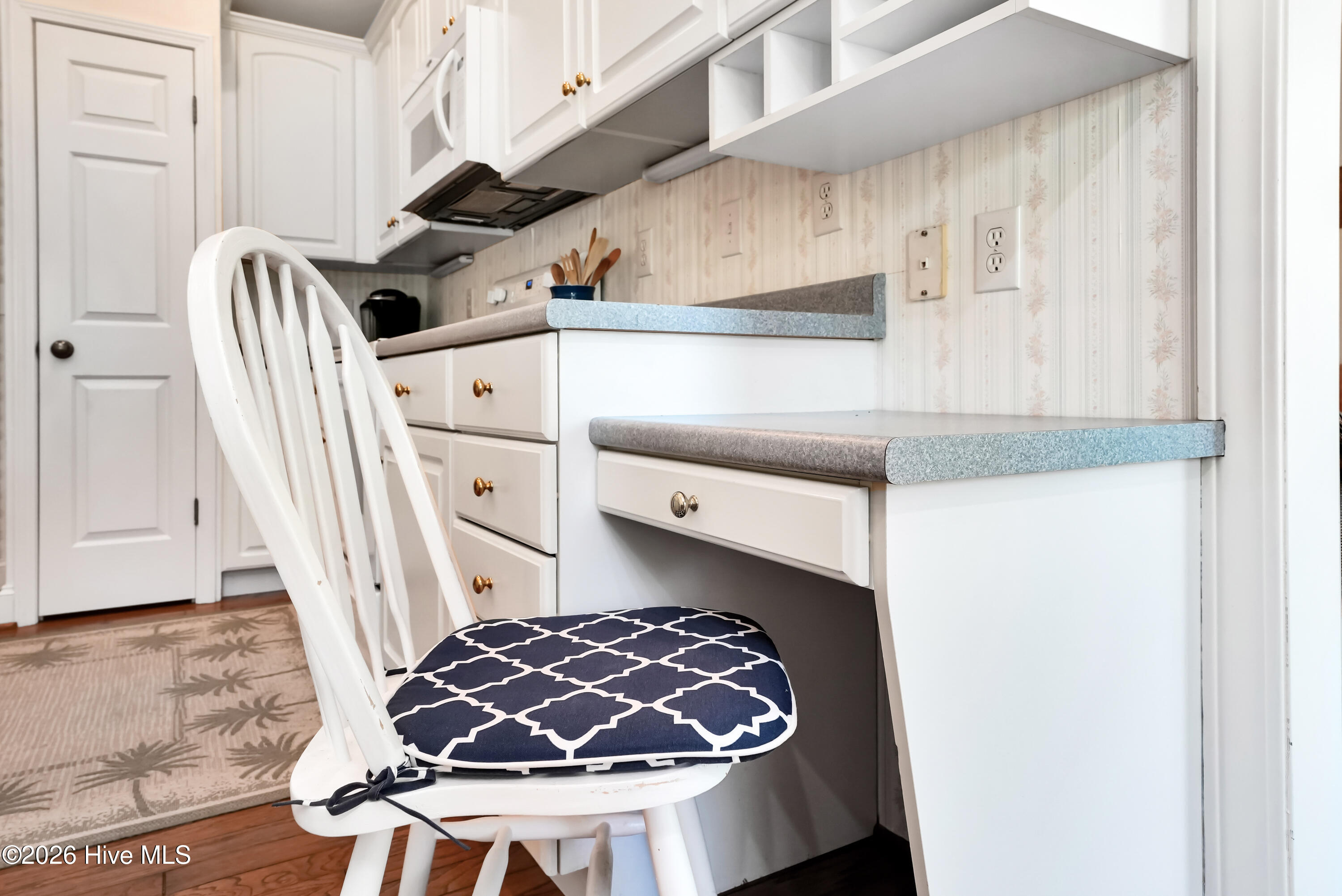 100567703 | Photo 15