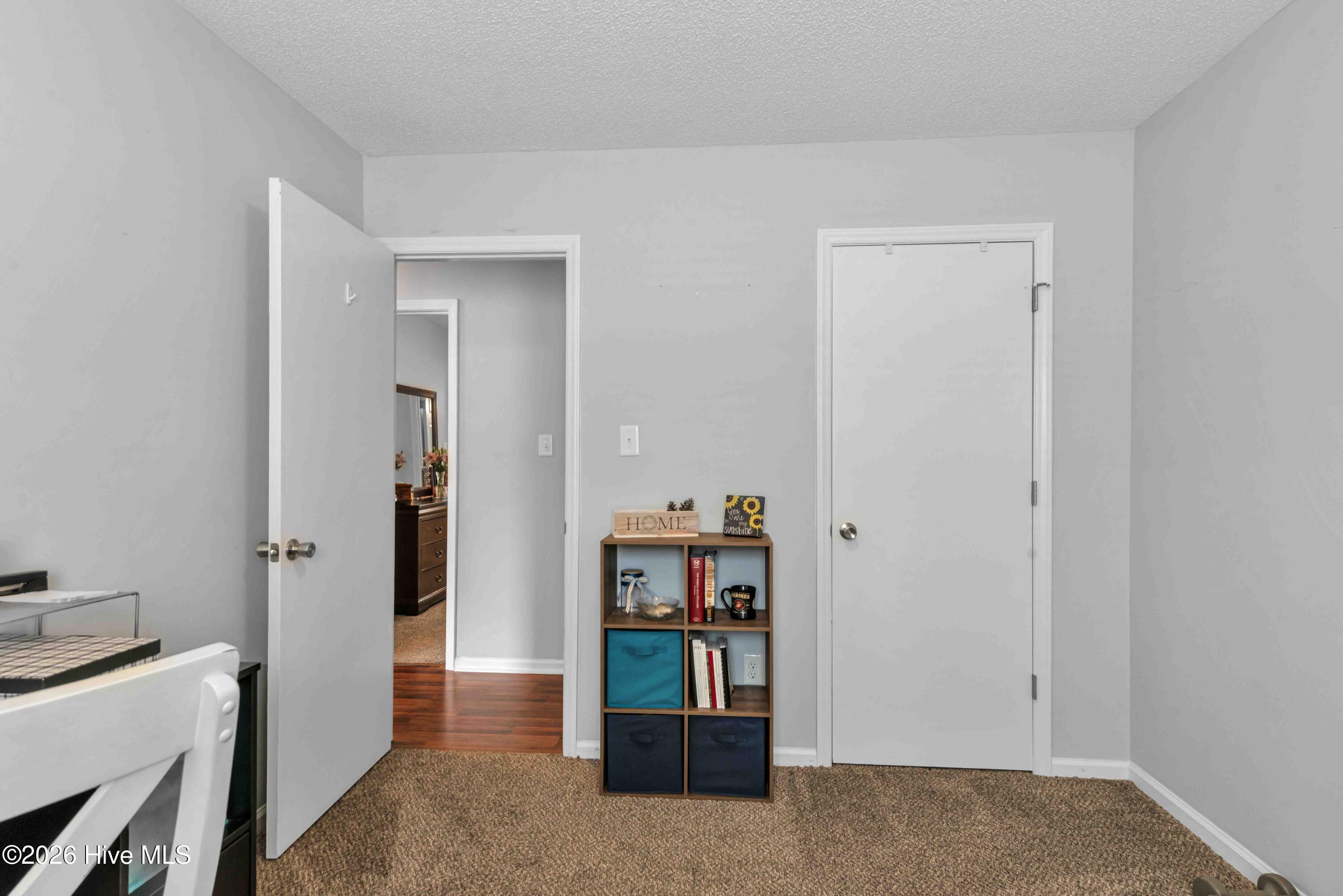 100558761 | Photo 22