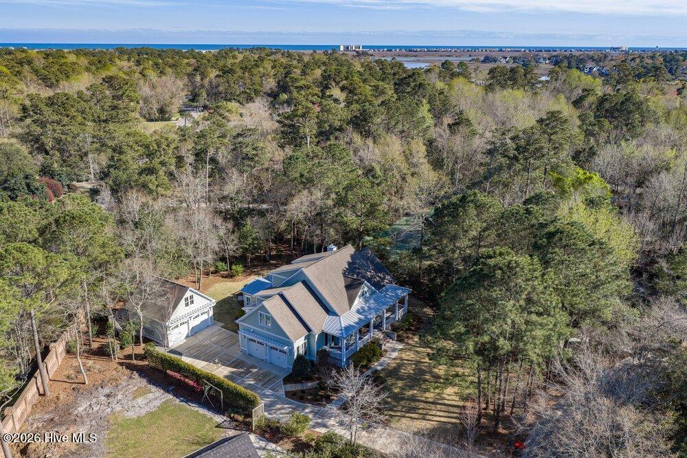 100563966 | Photo 57