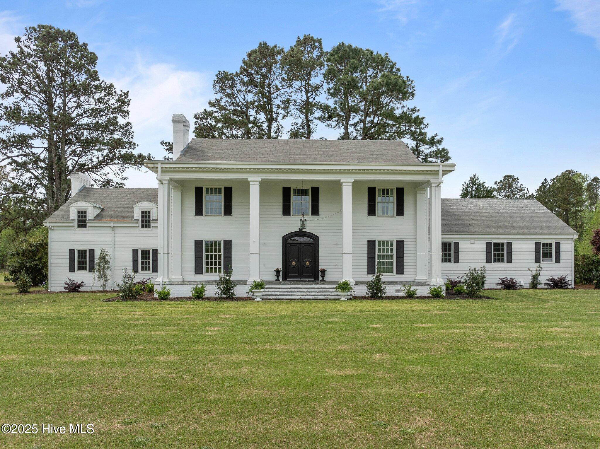 Homes for sale in Chocowinity, NC | 442 Whichard's Beach Rd, Chocowinity, NC 27817 | MLS# 100487428