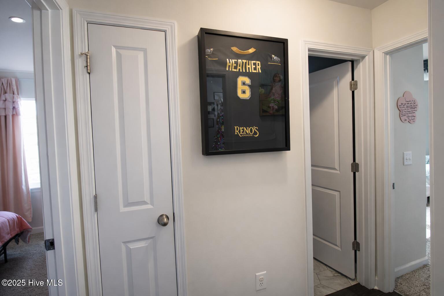 100546248 | Photo 10