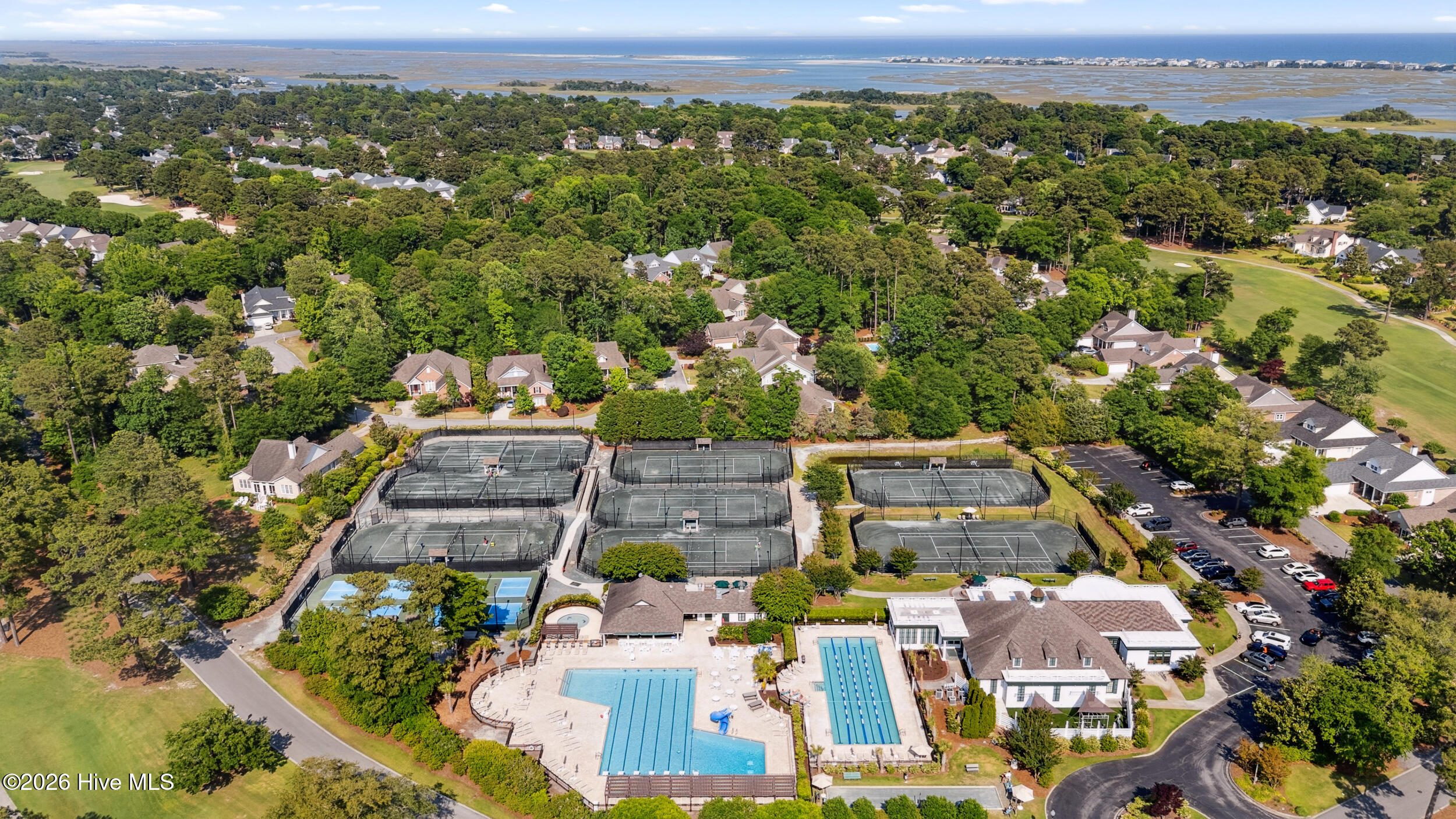 100562808 | Photo 49