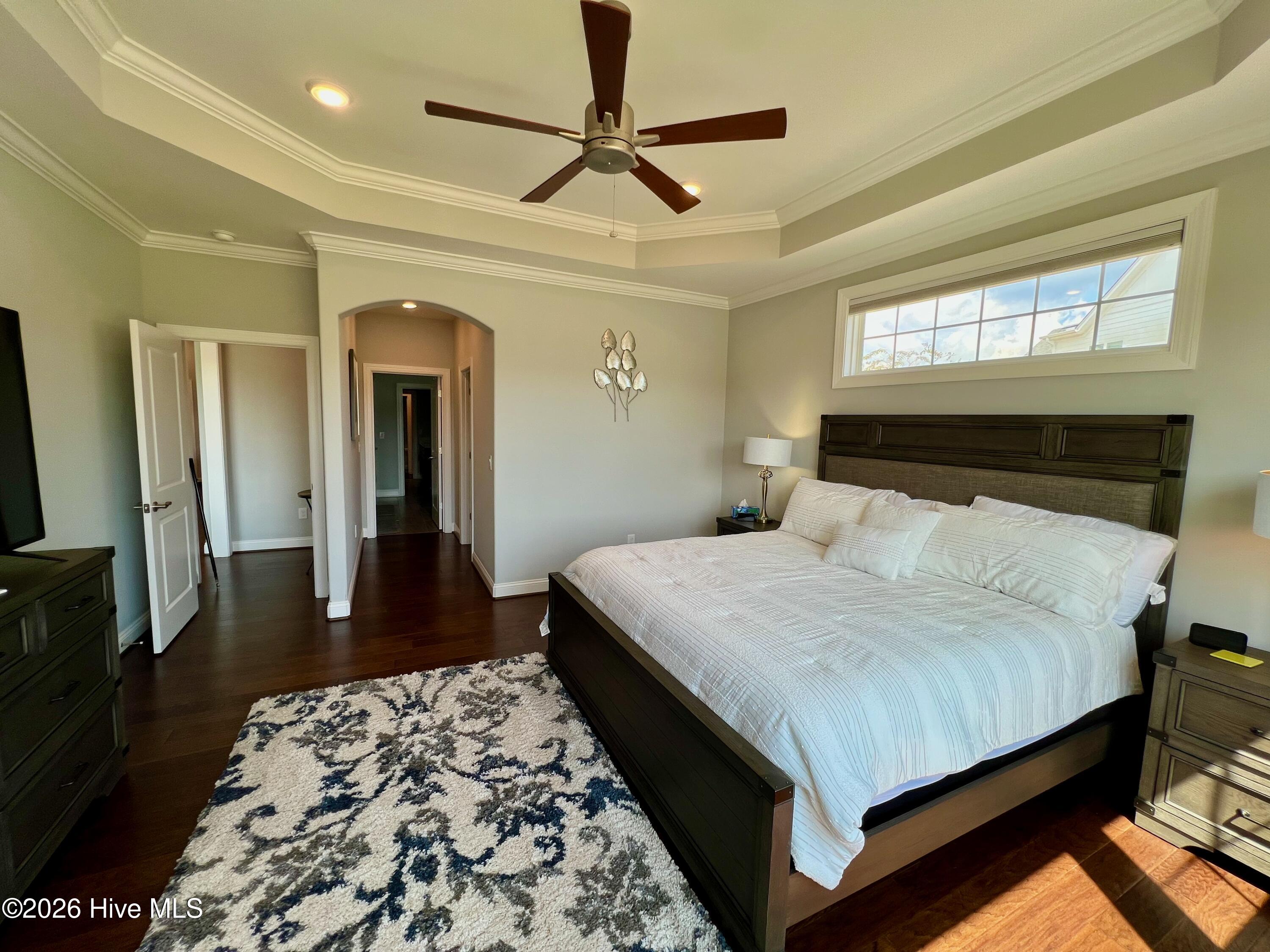 100549571 | Photo 33