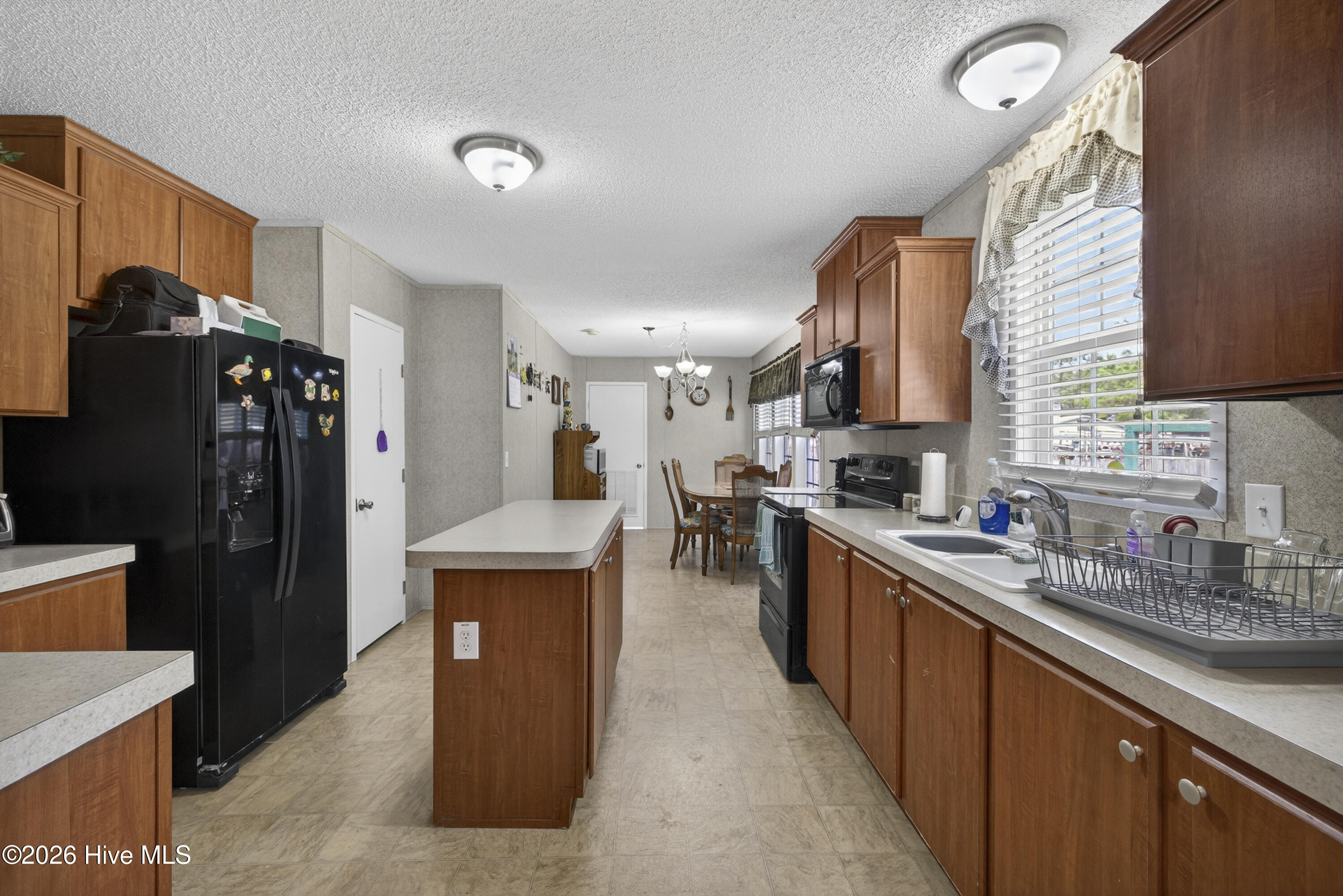 100564882 | Photo 10