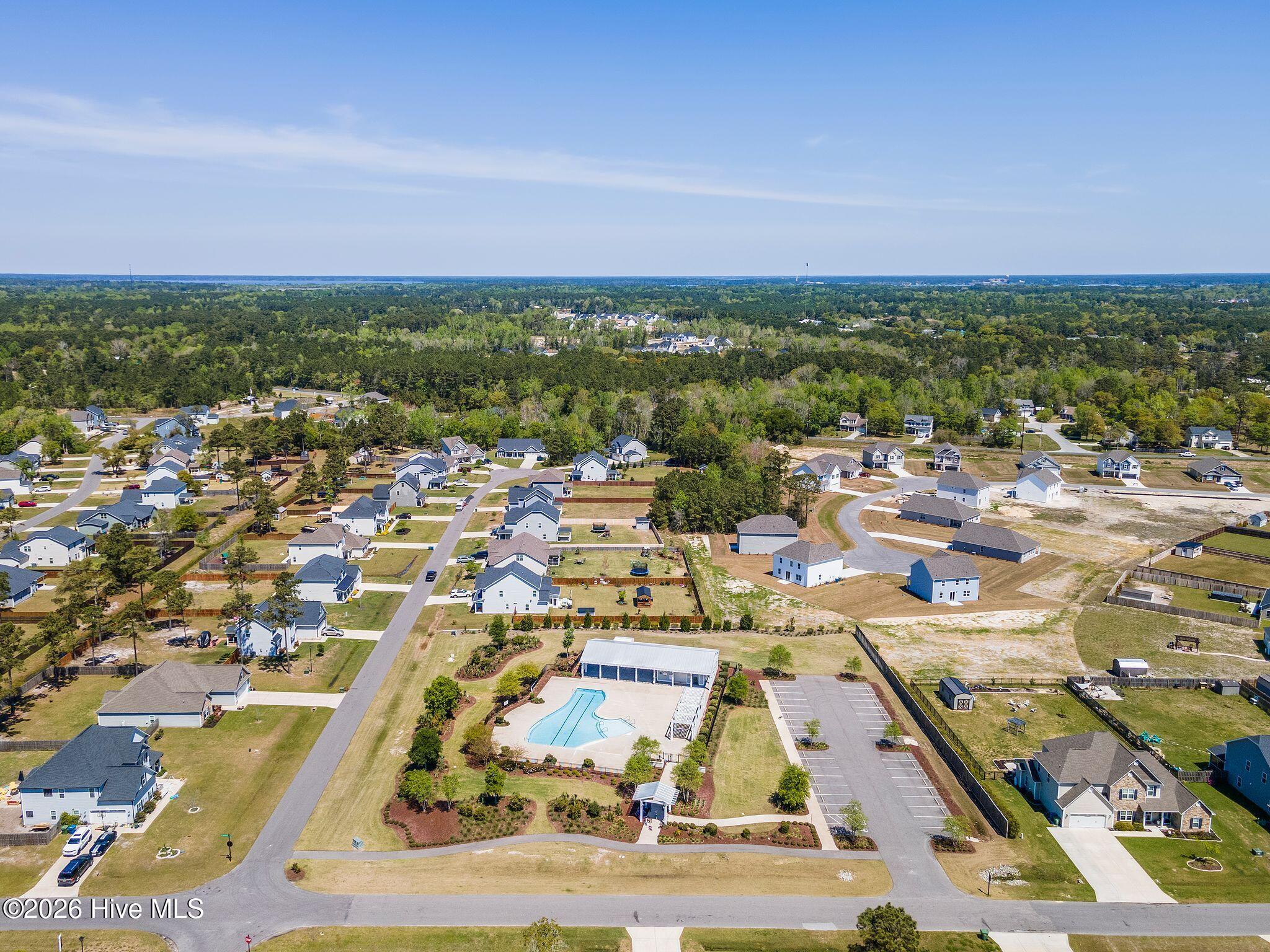 100558926 | Photo 80