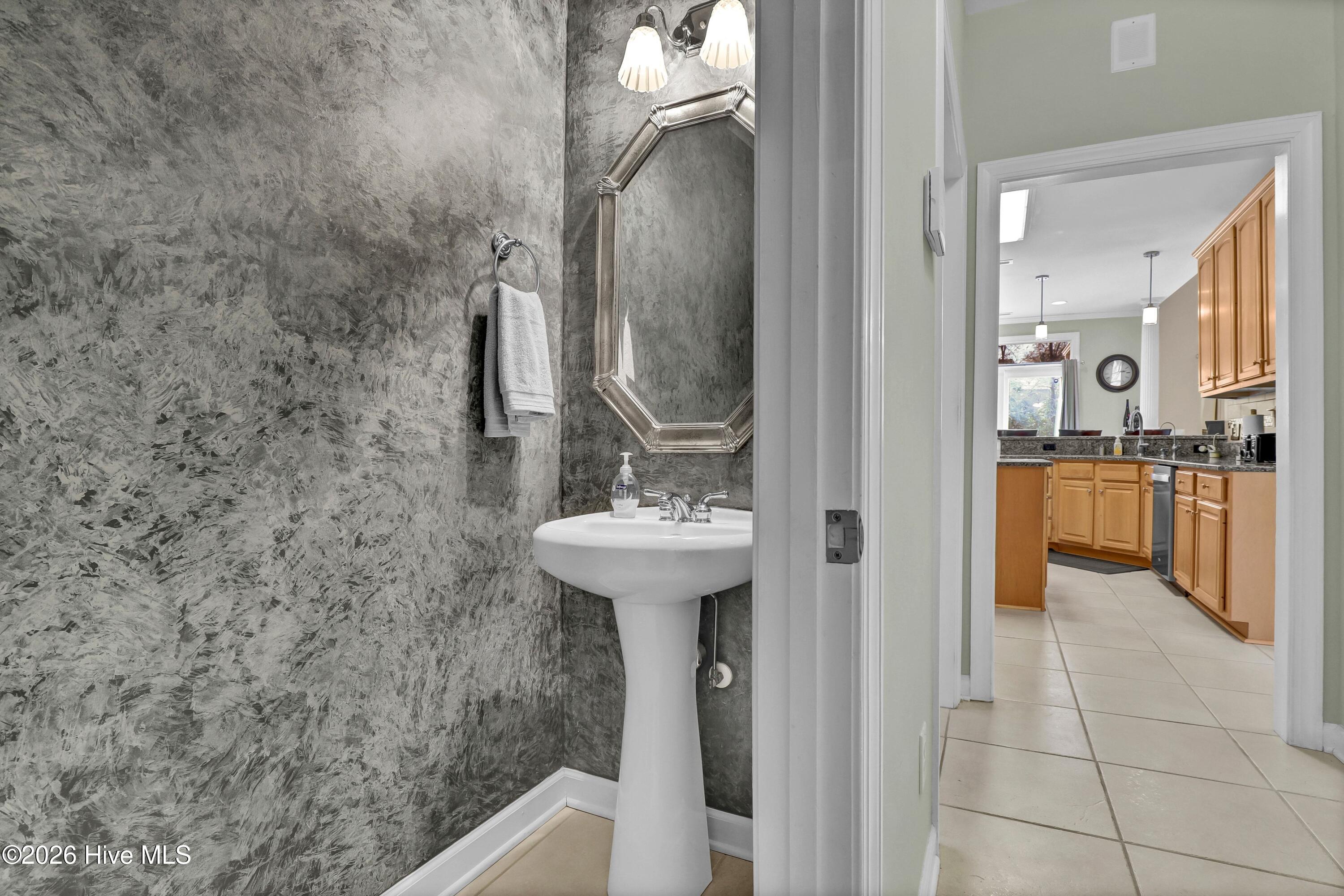 100555539 | Photo 16