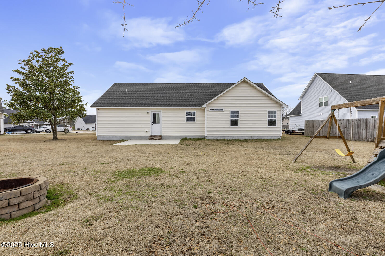 100558057 | Photo 23