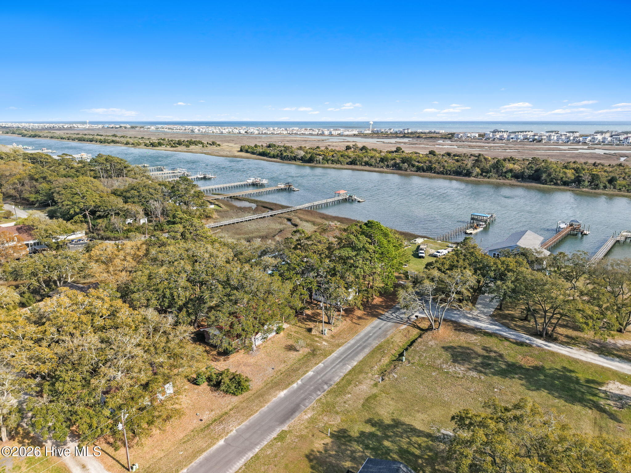 100562927 | Photo 38