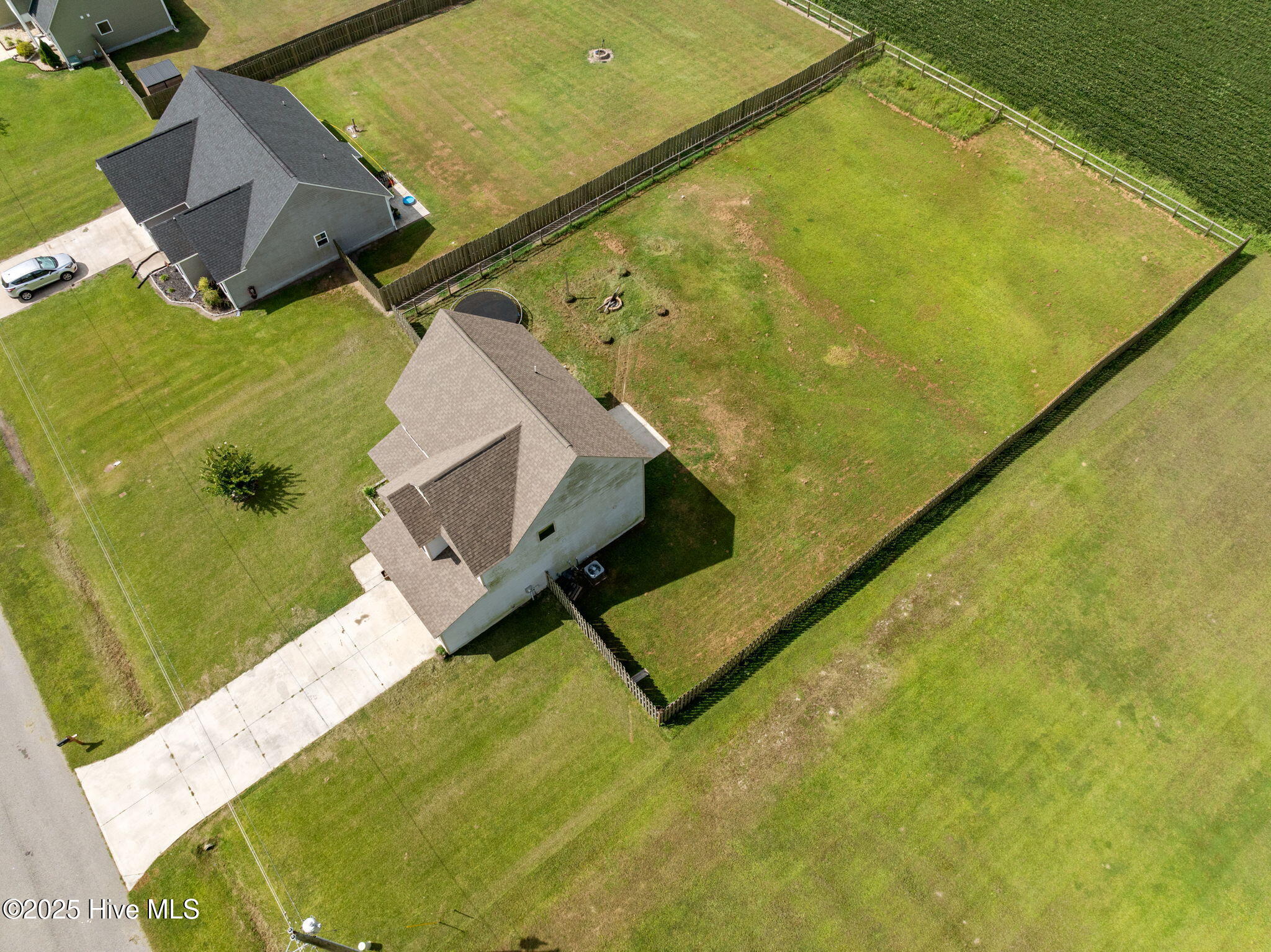 100521248 | Photo 41