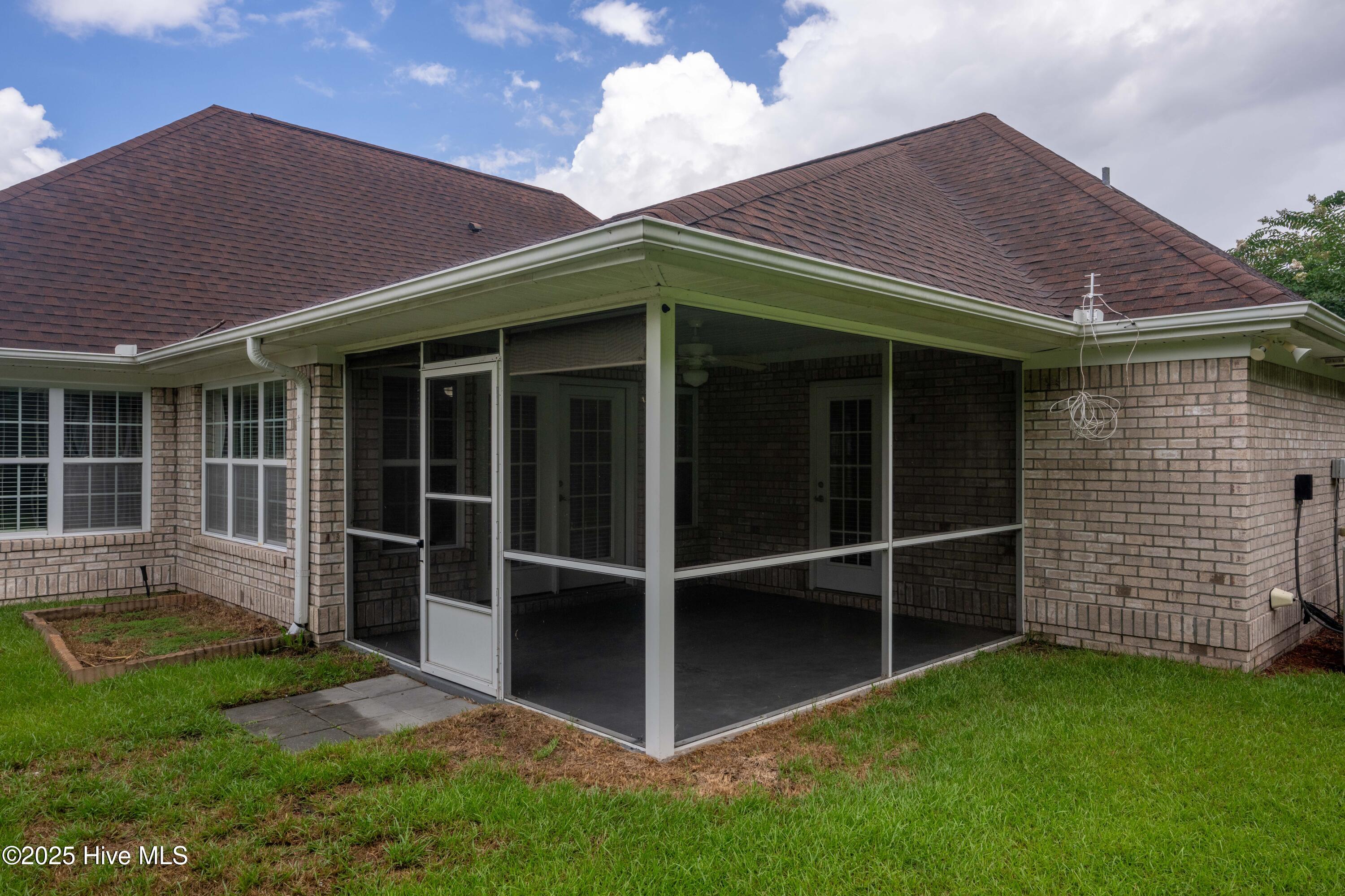 100520505 | Photo 37