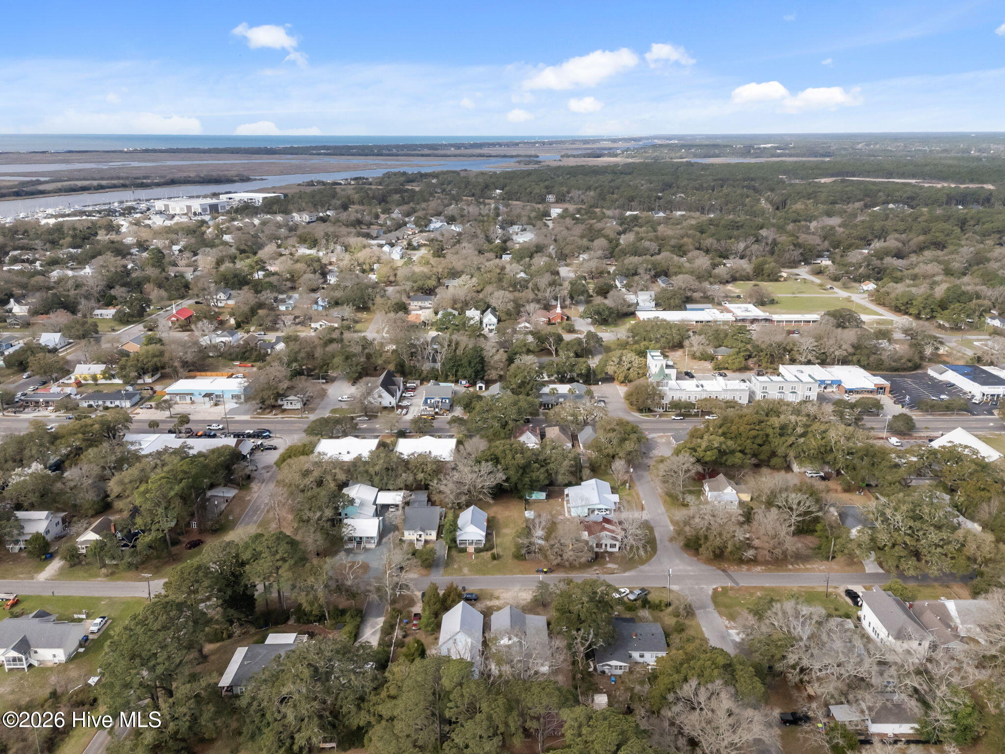 100560514 | Photo 46