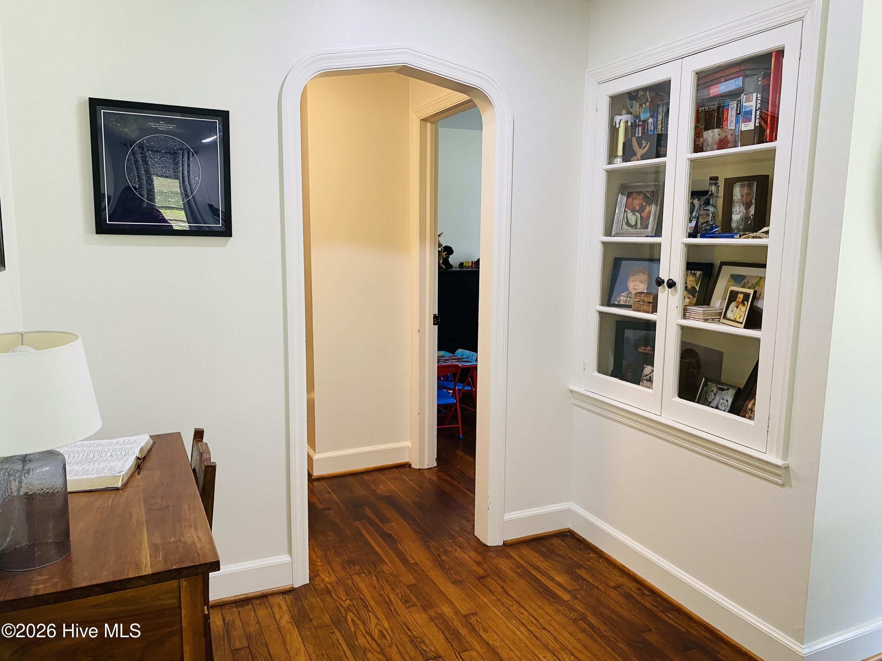 100569666 | Photo 24