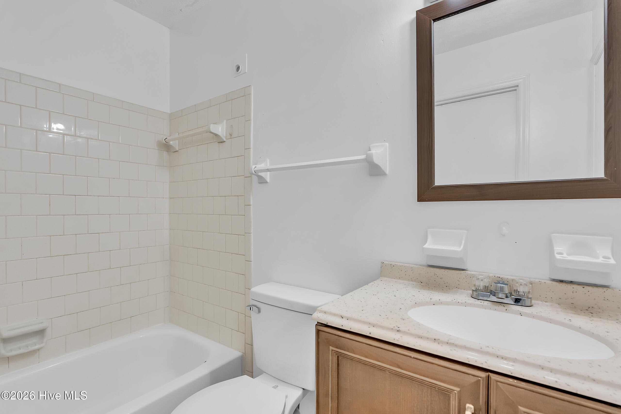 100549952 | Photo 17