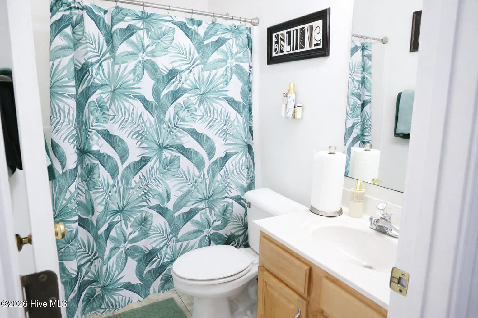 100548456 | Photo 45