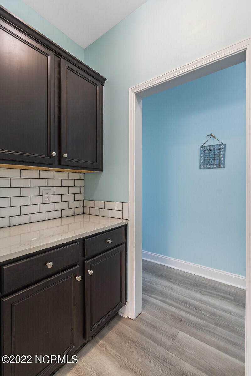 100556304 | Photo 26