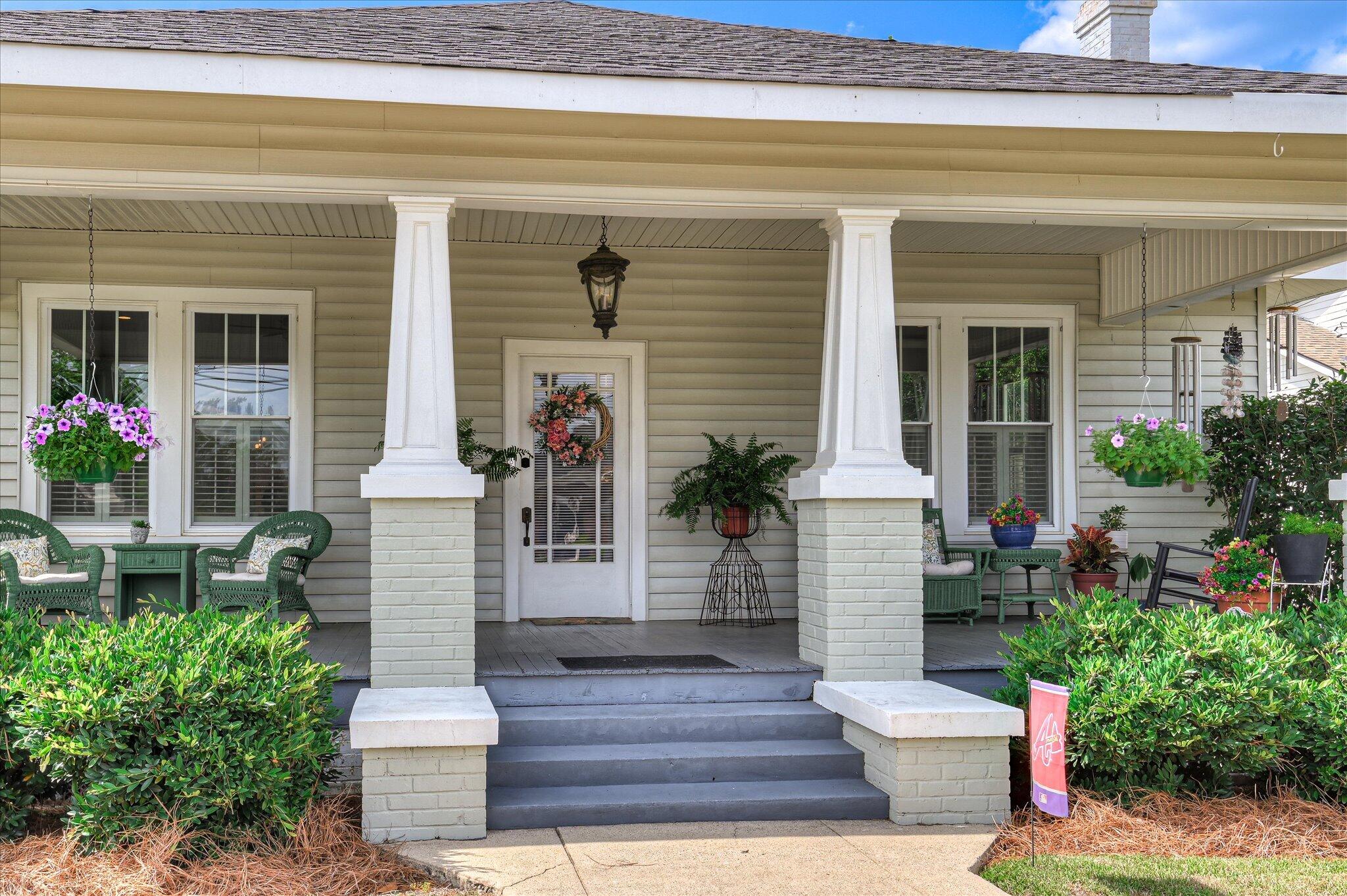 Homes for sale in Waynesboro, GA | 209 W 7Th St, Waynesboro, GA 30830 | MLS# 98257326