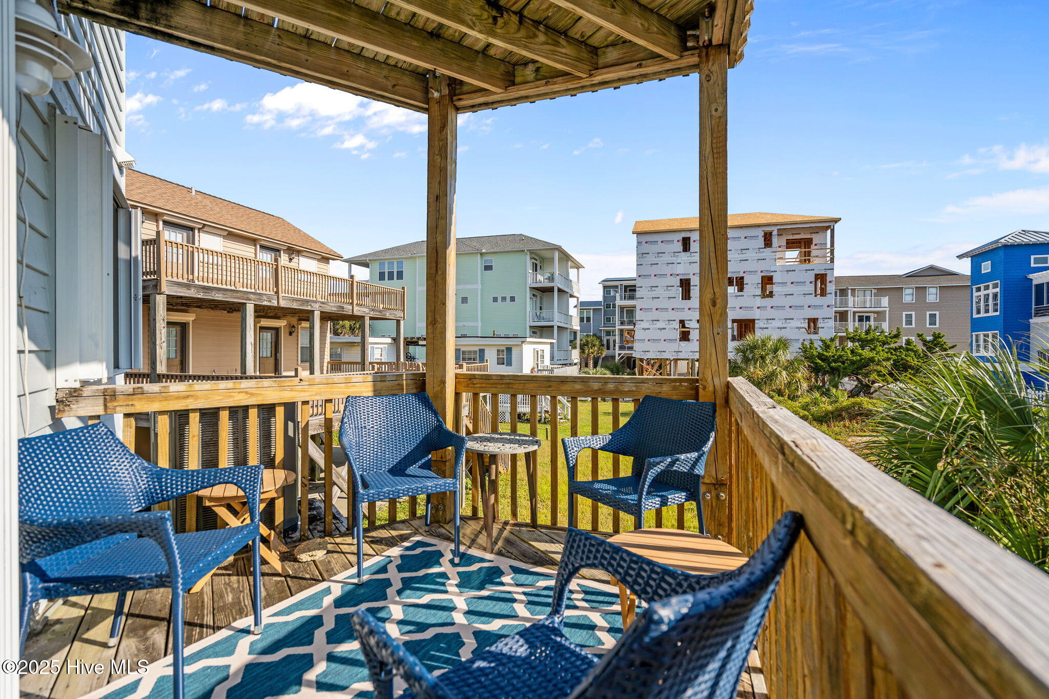 100531812 | Photo 31