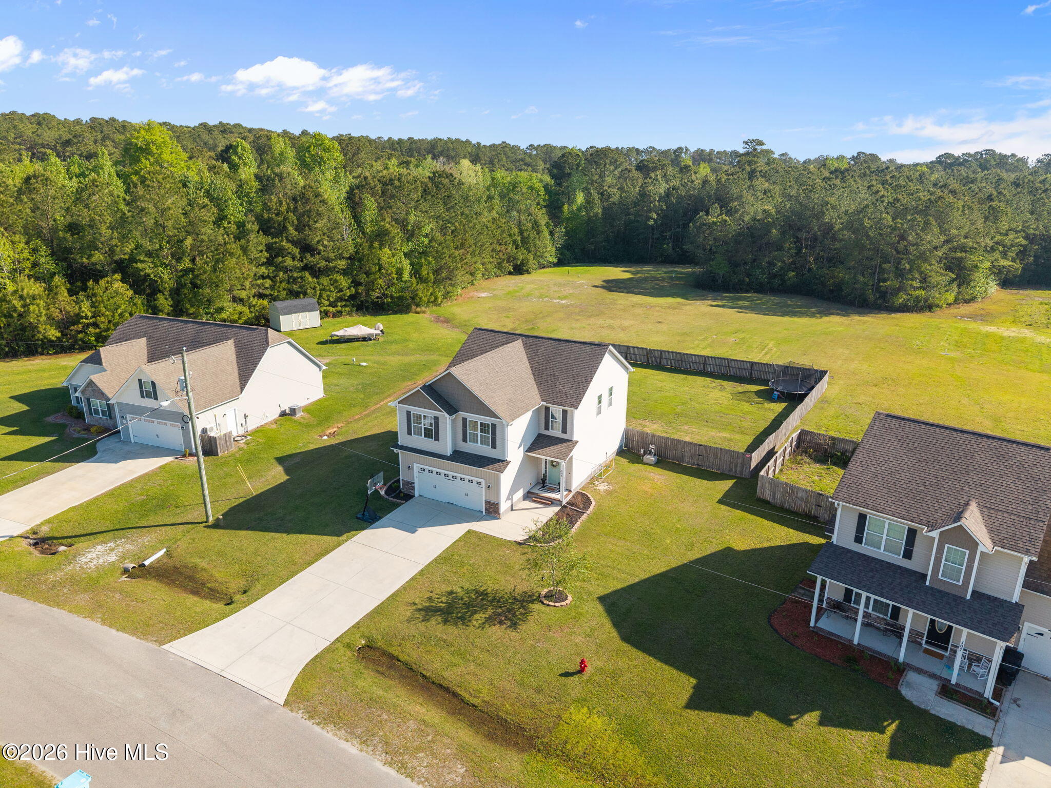 100566701 | Photo 43