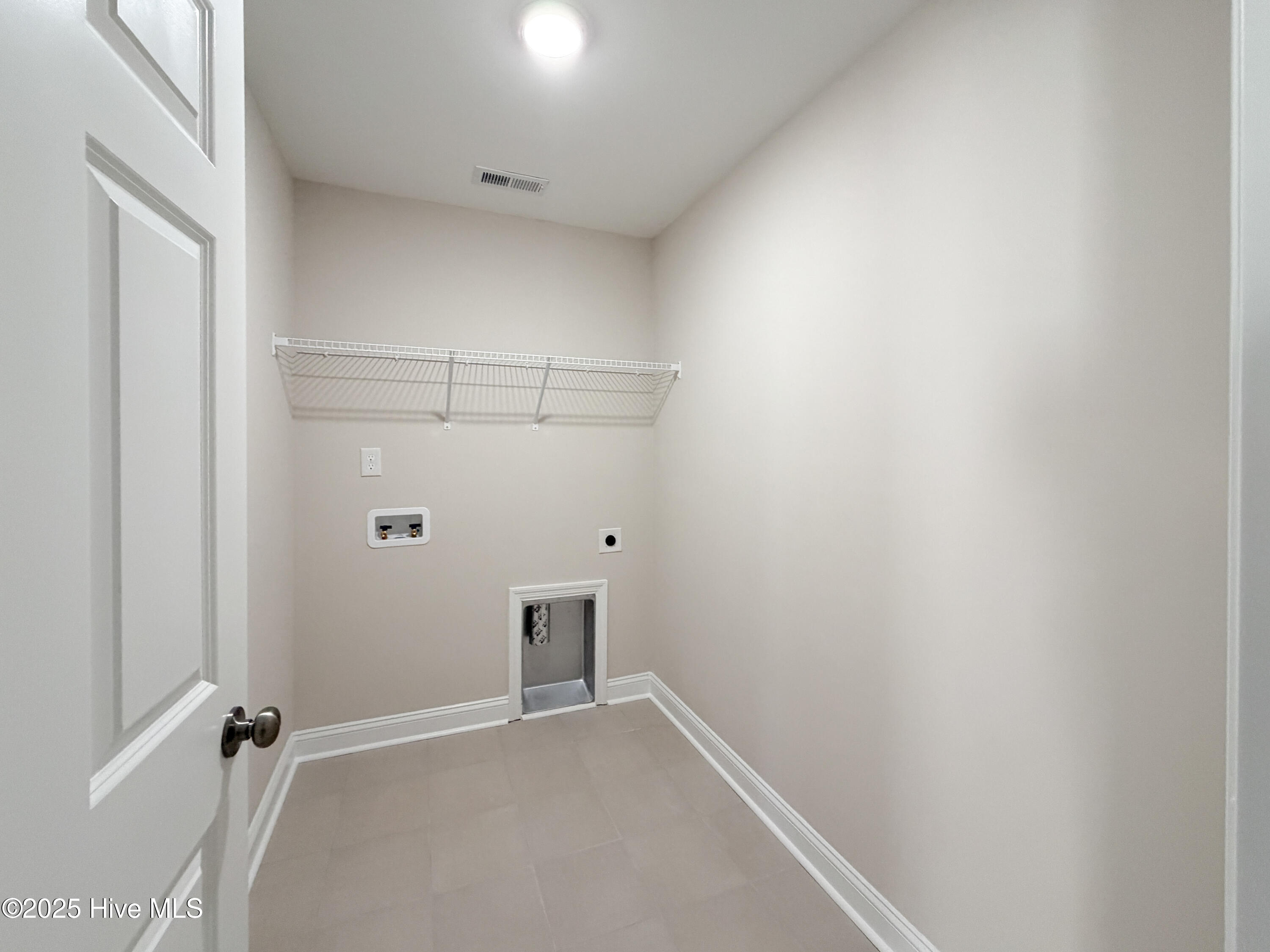 100544616 | Photo 15