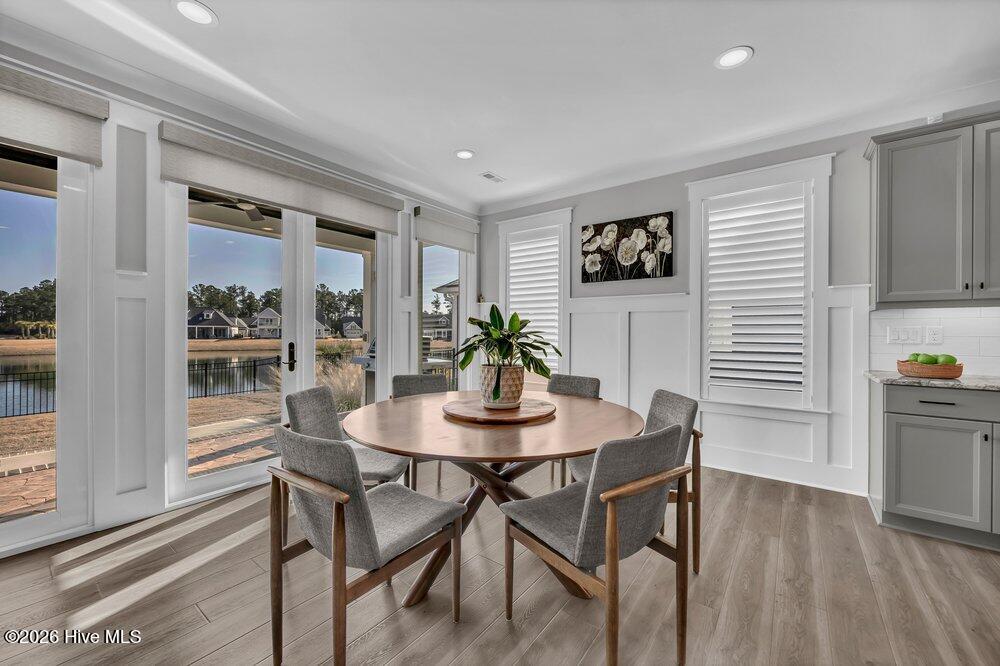 100547868 | Photo 11