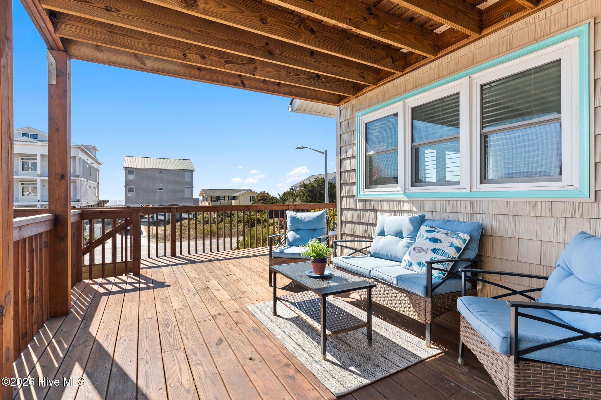 100556597 | Photo 39